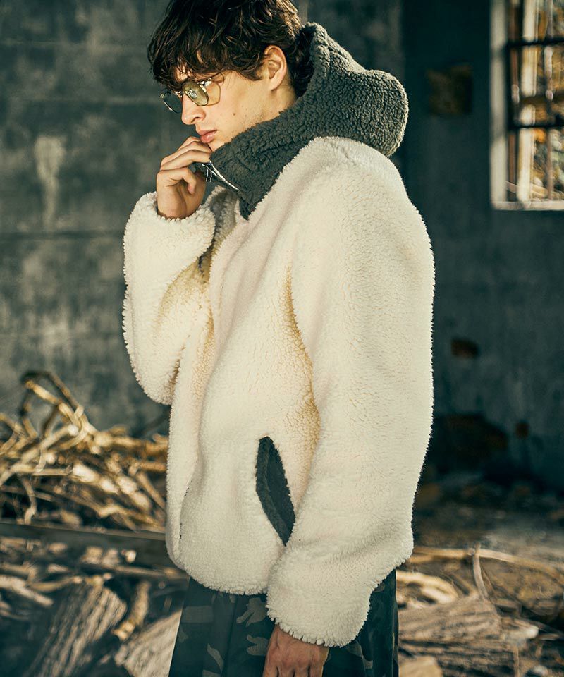 30%OFF【glamb(グラム)】Big Hood Boa Jacket ビッグフードボア