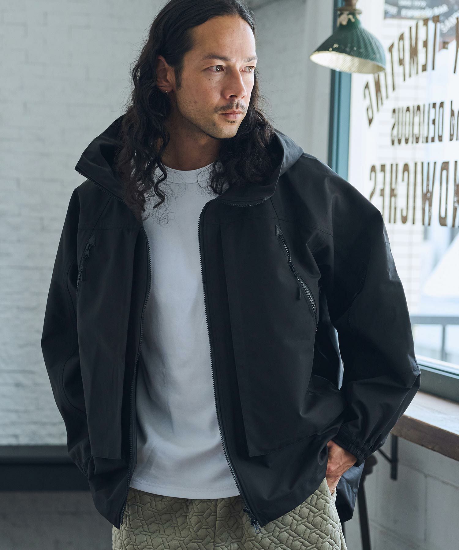 50%OFF【CAMBIO(カンビオ)】ビッグフーデッドマウンテンパーカー