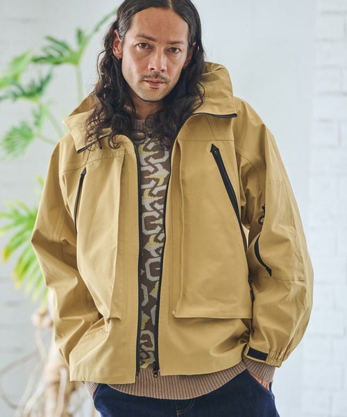 50%OFF【CAMBIO(カンビオ)】ビッグフーデッドマウンテンパーカー 