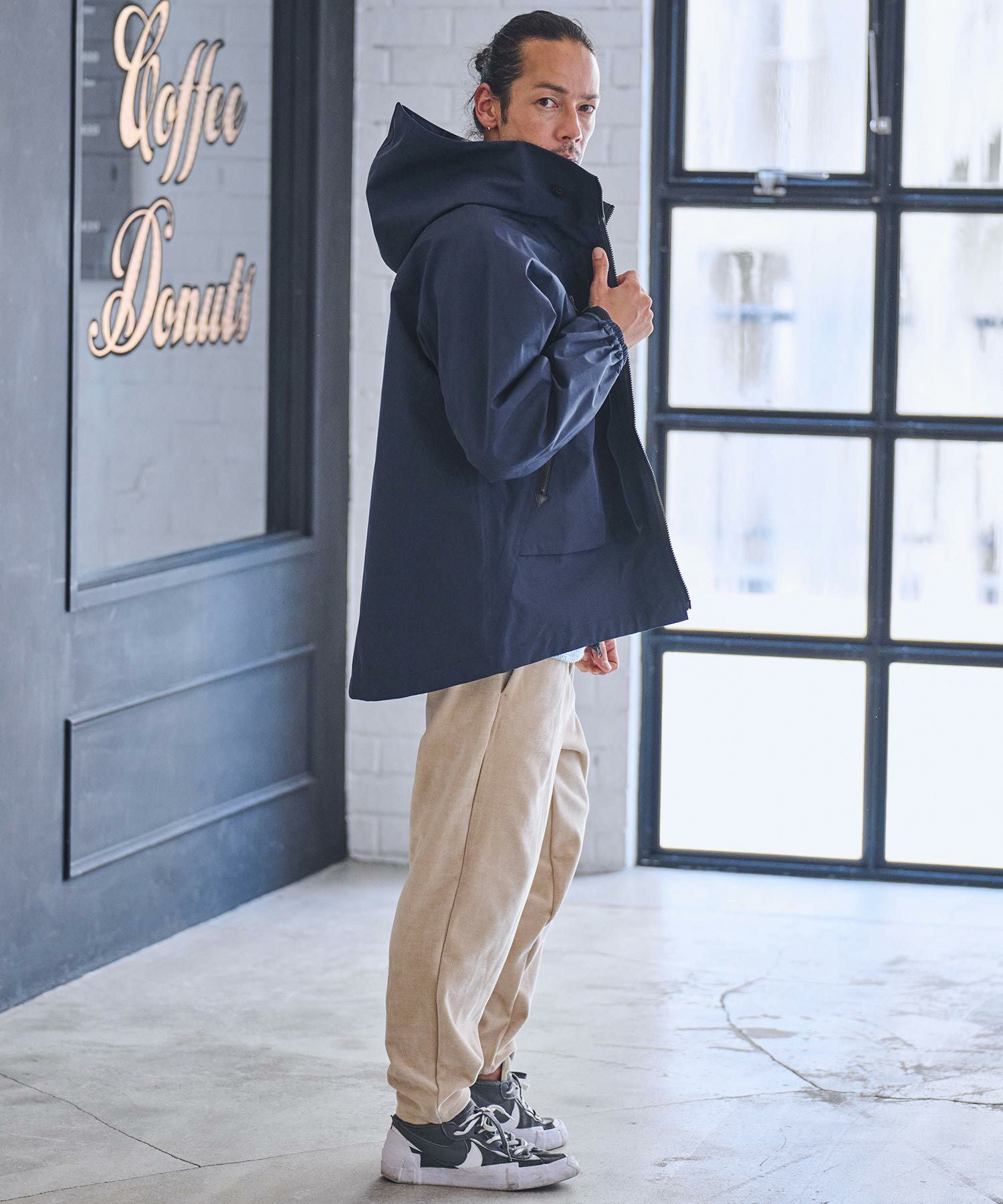 【CAMBIO(カンビオ)】フーデッドジャケット　ネイビー 60%OFF【CAMBIO(カンビオ)】ビッグフーデッドマウンテンパーカー