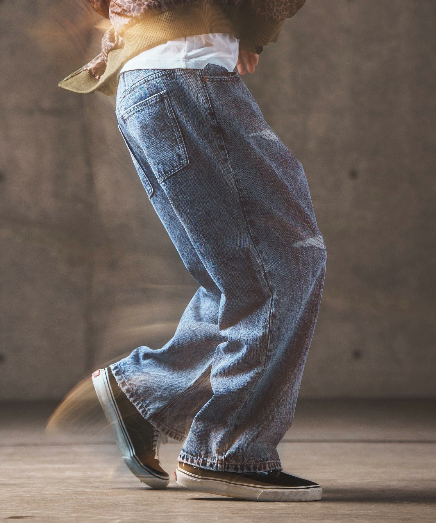 50%OFF【GLIMCLAP(グリムクラップ)】Chemical processing denim wide