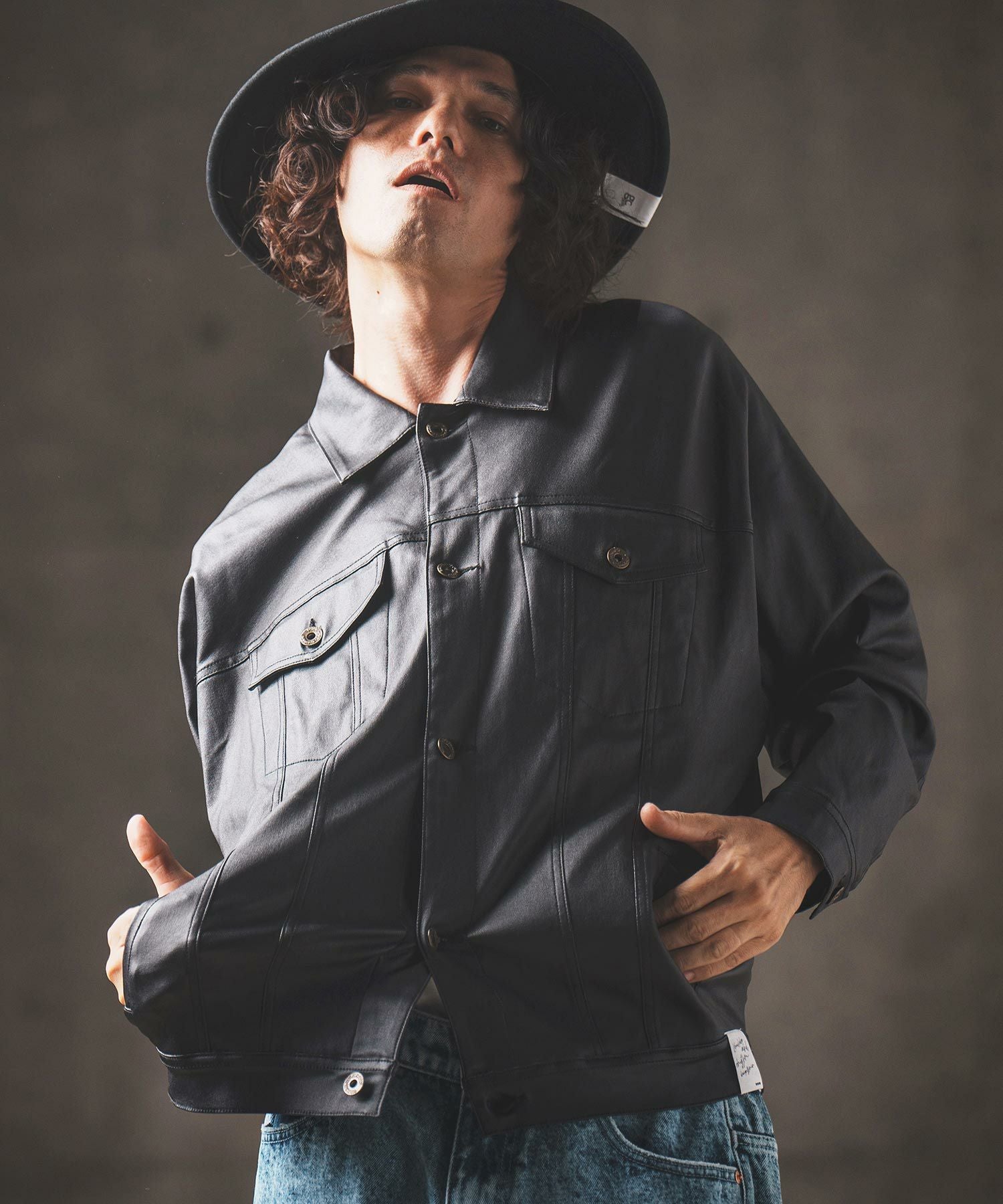 50%OFF【GLIMCLAP(グリムクラップ)】Coating material oversized