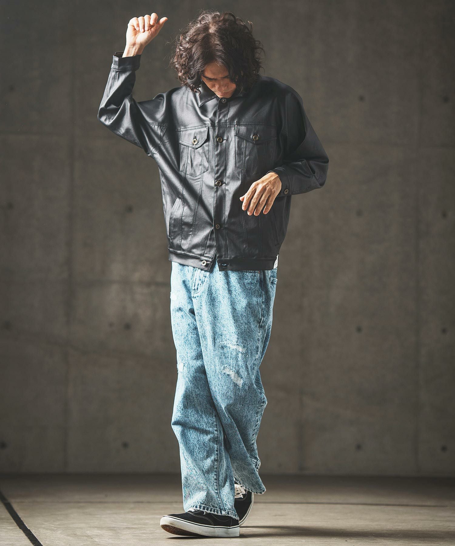 50%OFF【GLIMCLAP(グリムクラップ)】Coating material oversized