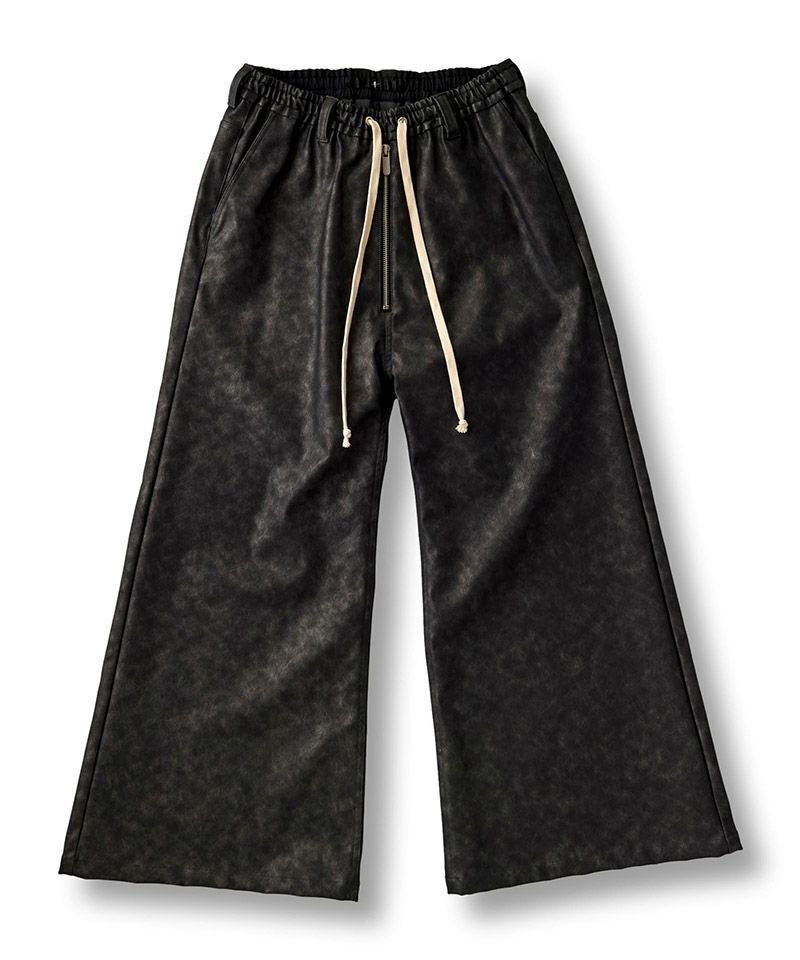50%OFF【NO ID.(ノーアイディー)】 ｼﾝｾﾃｨｯｸﾚｻﾞｰﾜｲﾄﾞﾌﾚｱPT パンツ