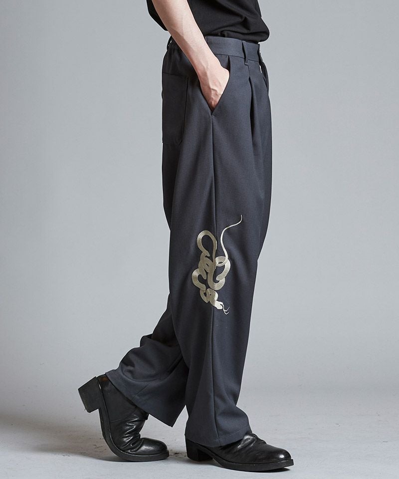 60%OFF【NO ID.(ノーアイディー)】ｲｰｼﾞｰﾜｲﾄﾞｽ-ﾍﾞﾆｱﾄﾗｳｻﾞｰｽﾞ パンツ