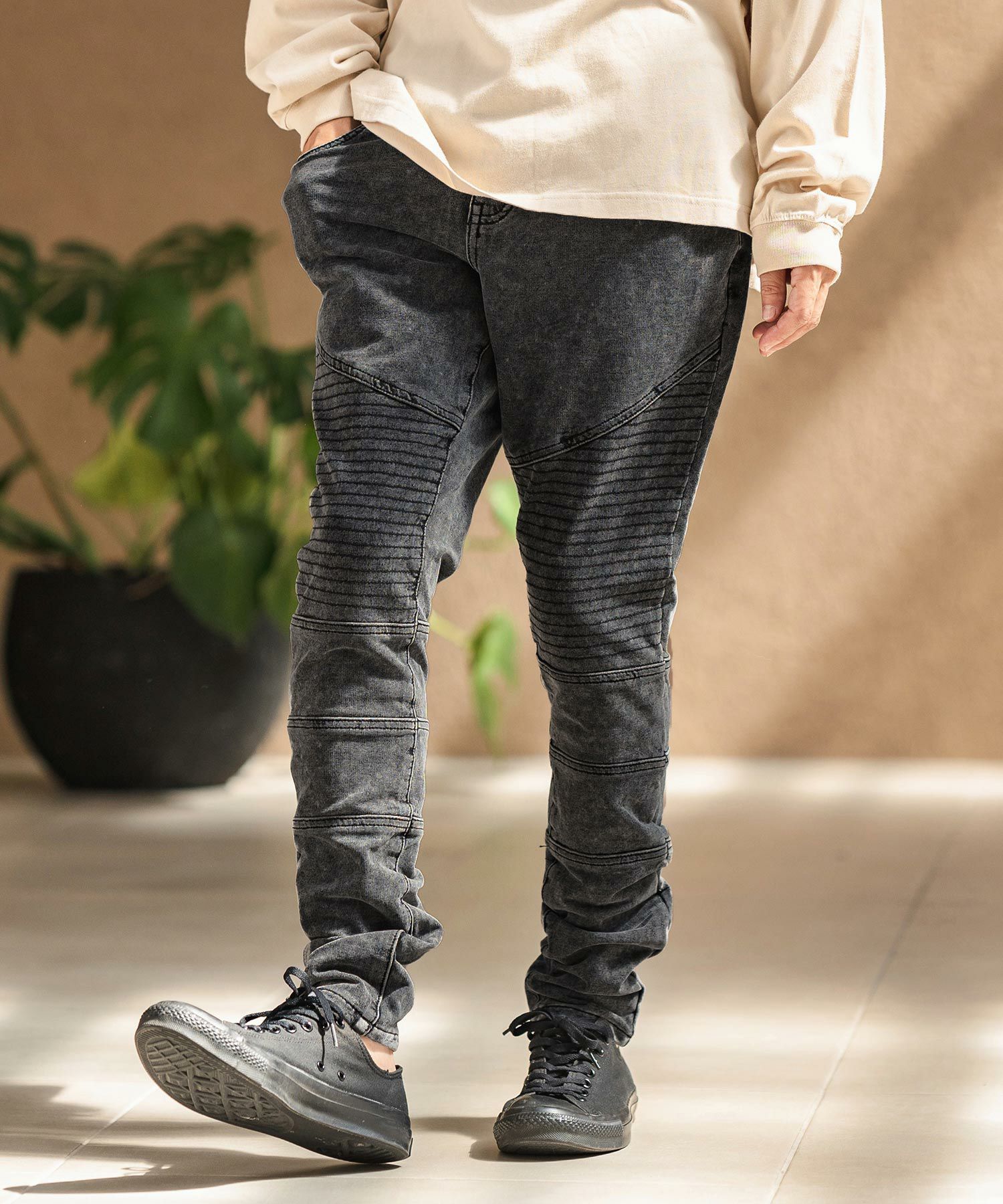 60%OFF【CAMBIO(カンビオ)】カットデニムテーパードバイカーパンツ(CA
