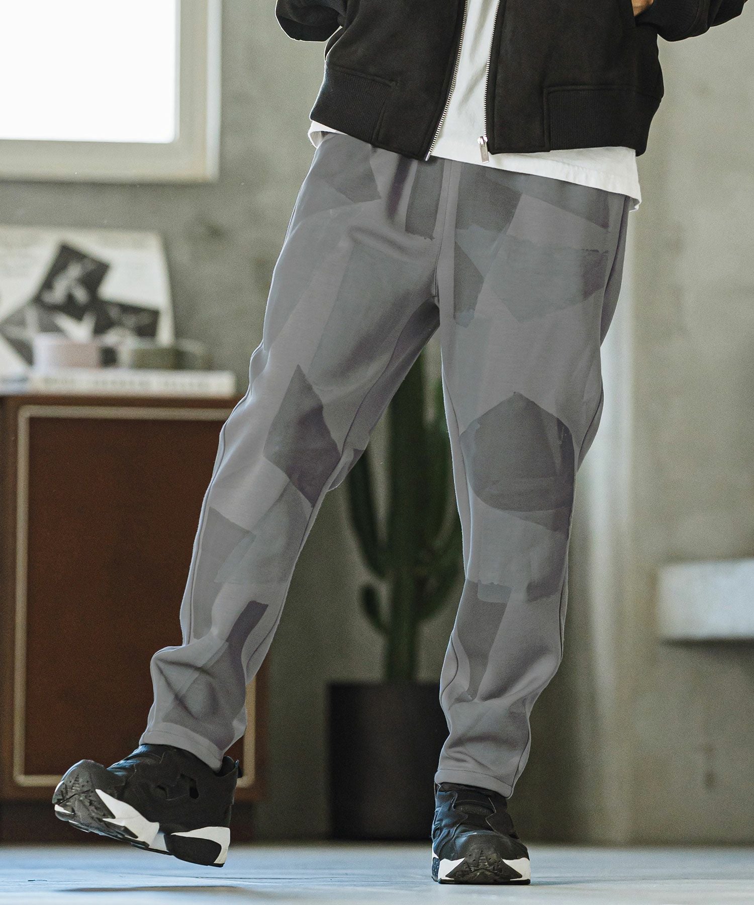 未使用　パッチワークジャージパンツ 30%OFF【CAMBIO(カンビオ)】 Patchwork Print Cardboard Knit Jogger