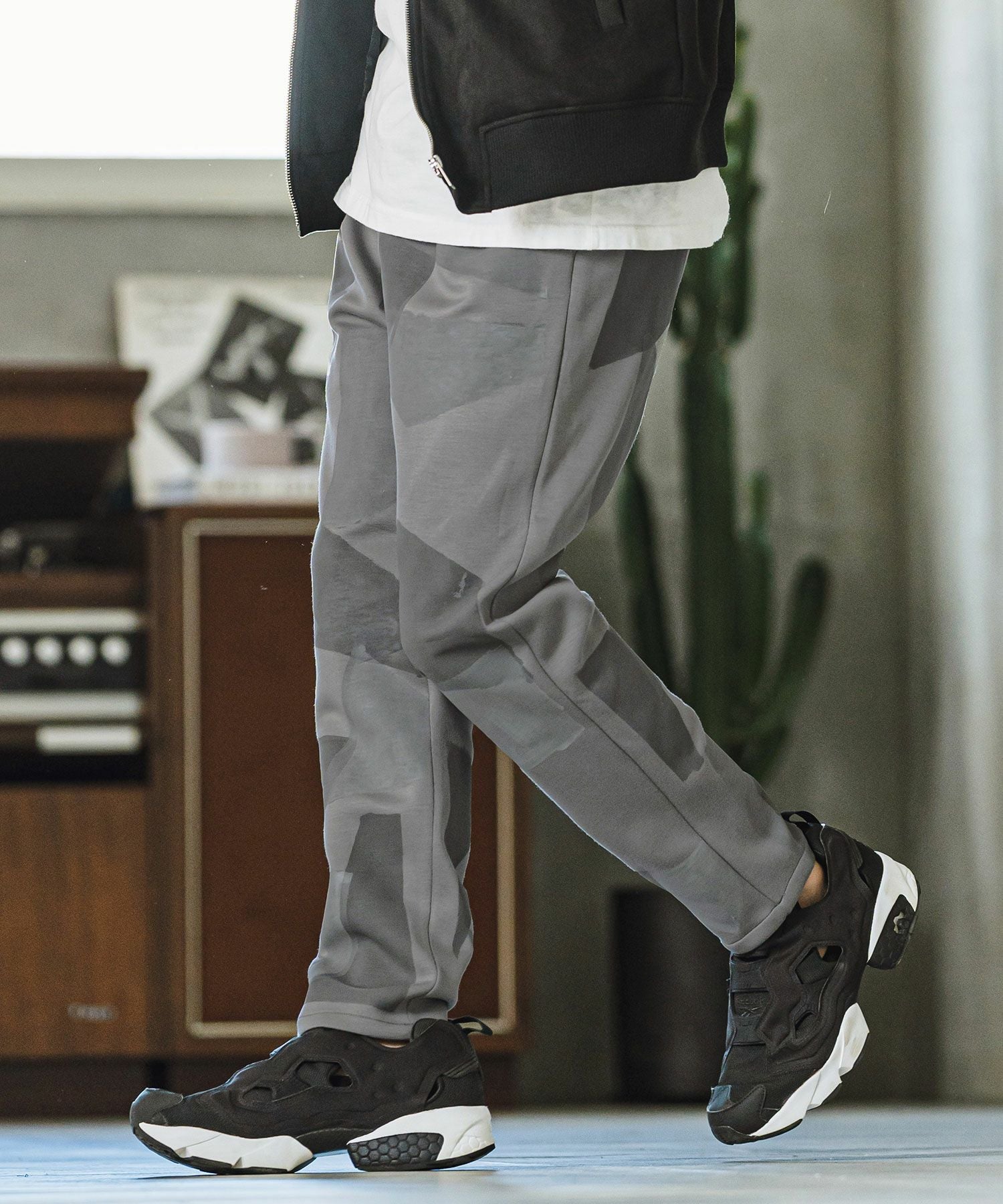 30%OFF【CAMBIO(カンビオ)】 Patchwork Print Cardboard Knit Jogger