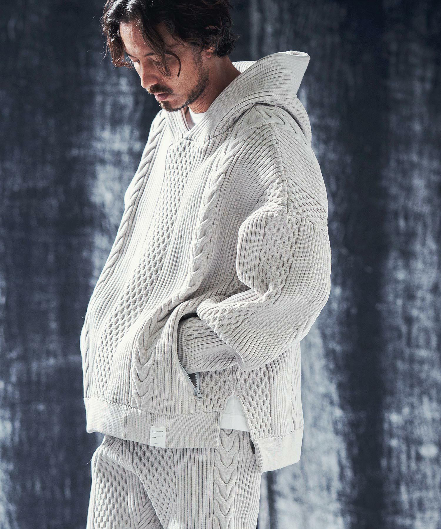 30%OFF【ANGENEHM(アンゲネーム)】Light yarn cable stitch knit
