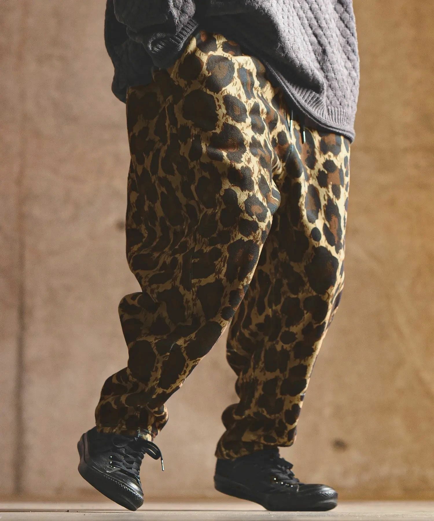 GLIMCLAP ペイズリーパンツ GLIMCLAP(グリムクラップ)】 Fleece fabric pants -leopard pattern