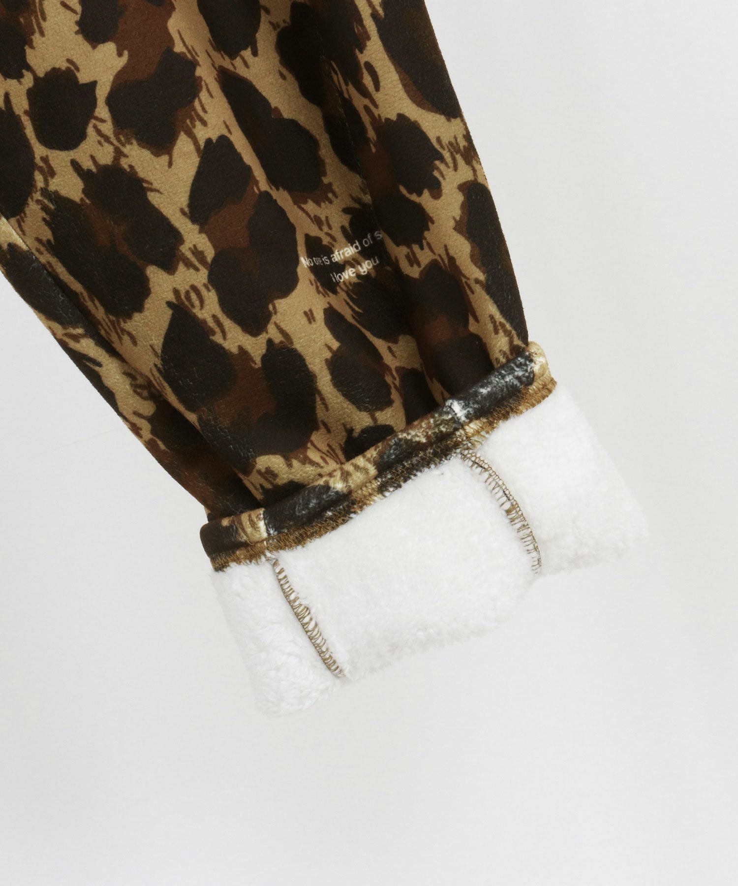 GLIMCLAP　ヒョウ柄フリースパンツ 新品タグ付き　M GLIMCLAP(グリムクラップ)】 Fleece fabric pants -leopard pattern