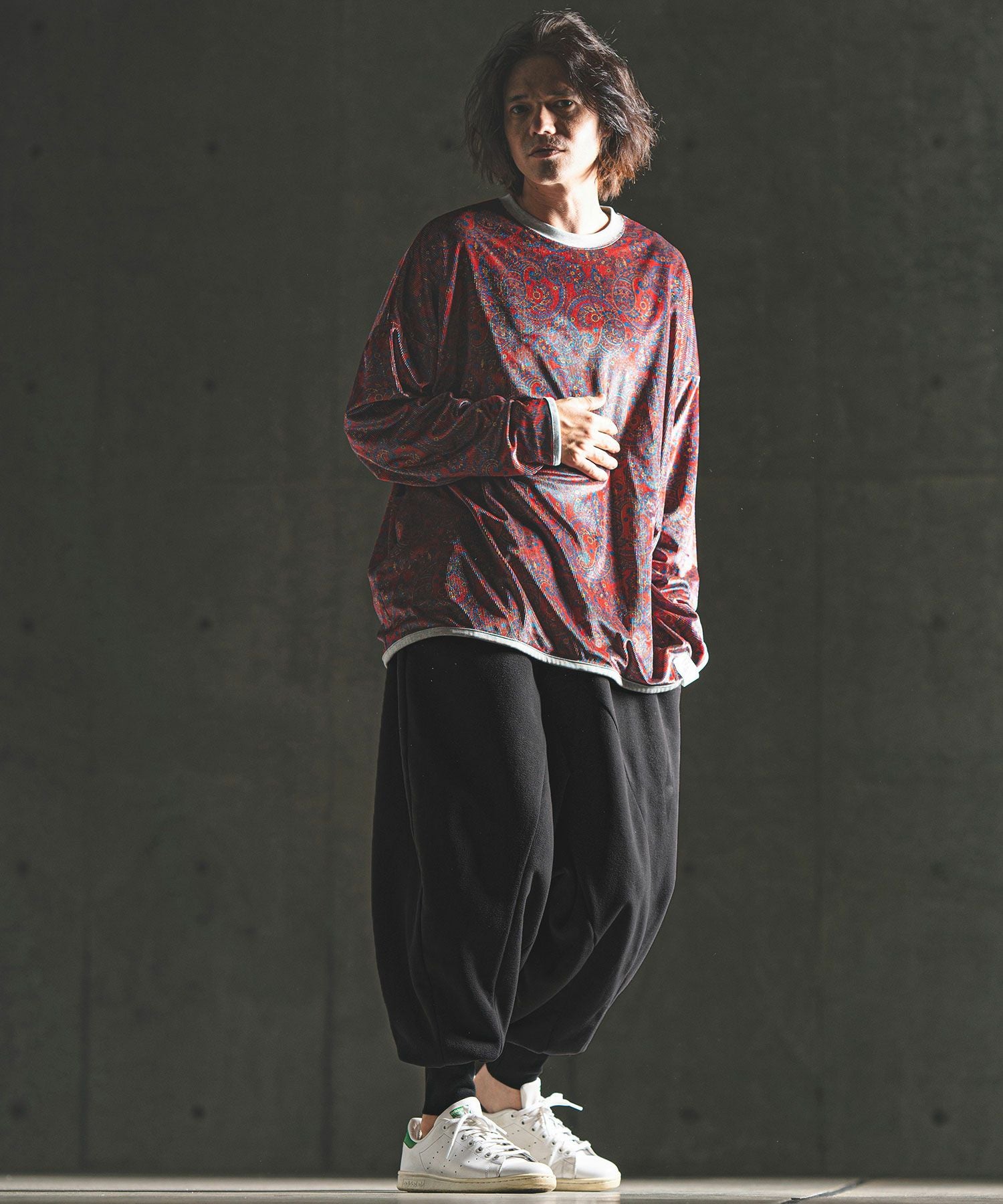 【GLIMCLAP】サルエルイージーパンツ/モノトーン総柄 30%OFF【GLIMCLAP(グリムクラップ)】 Leopard pattern easy pants