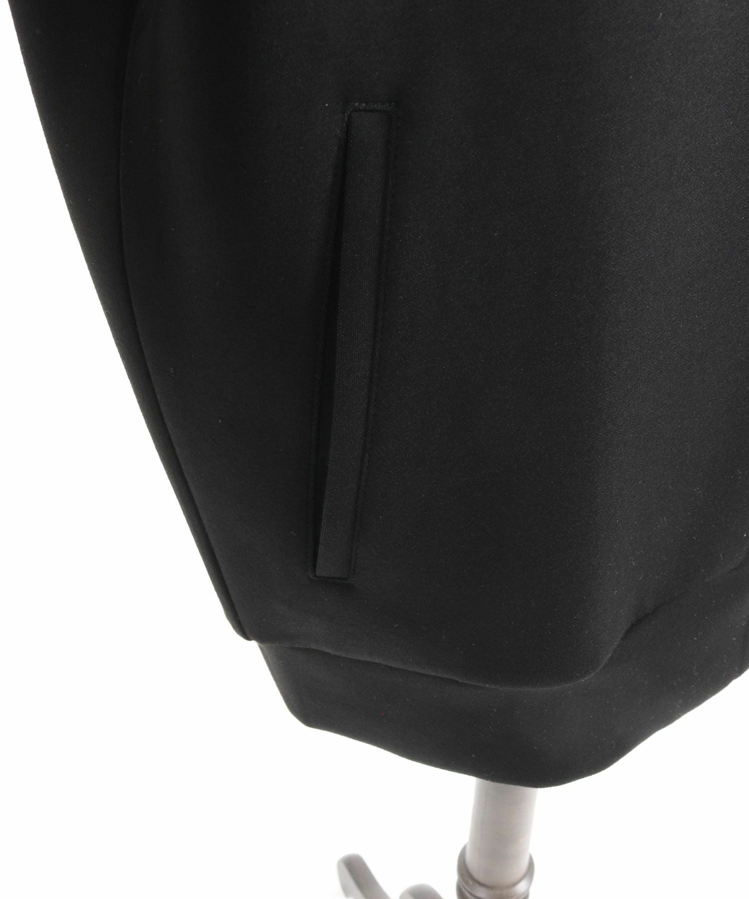 50%OFF【felkod(フィルコッド)】Zip Accent Cardboard Knit Pullover