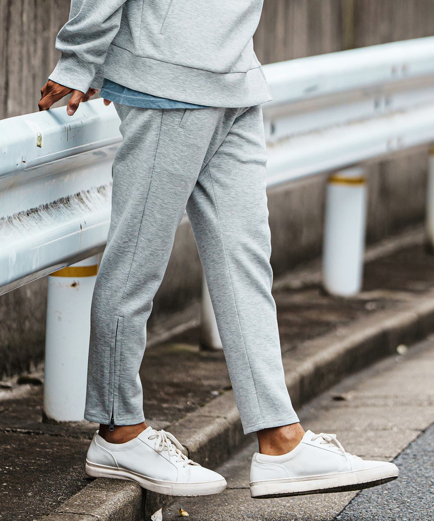30%OFF【felkod(フィルコッド)】Zip Accent Cardboard Knit Pants