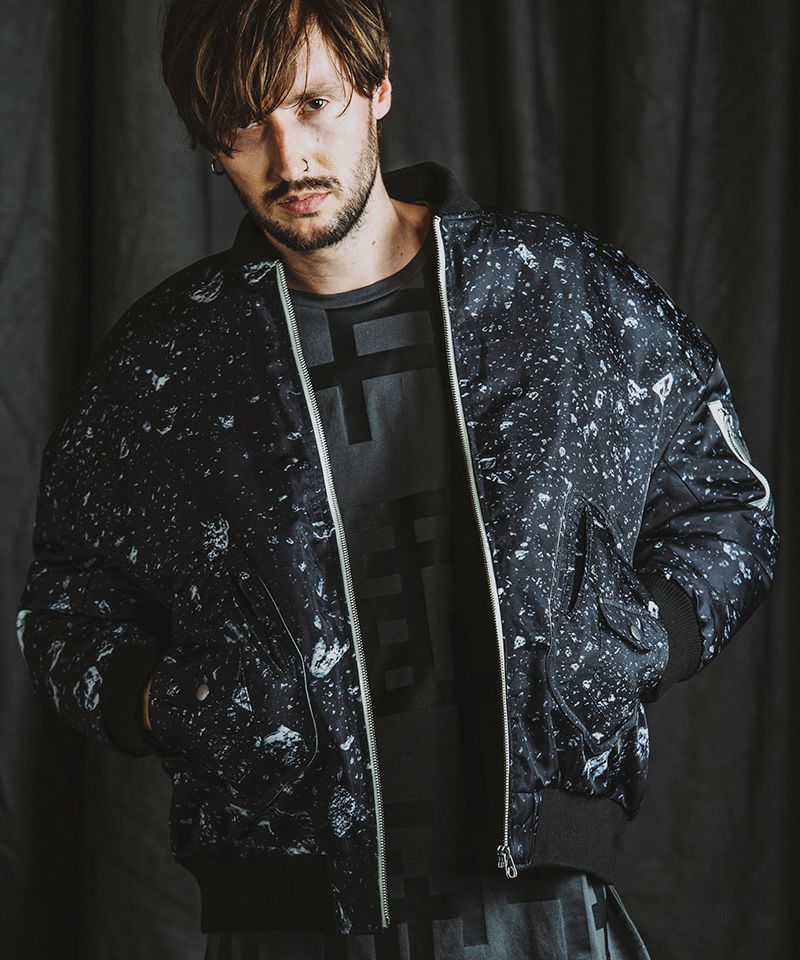 50%OFF【NO ID.(ノーアイディー)】ﾊﾟﾃﾞｯﾄﾞBIG-MA-BLZ ブルゾン(855030