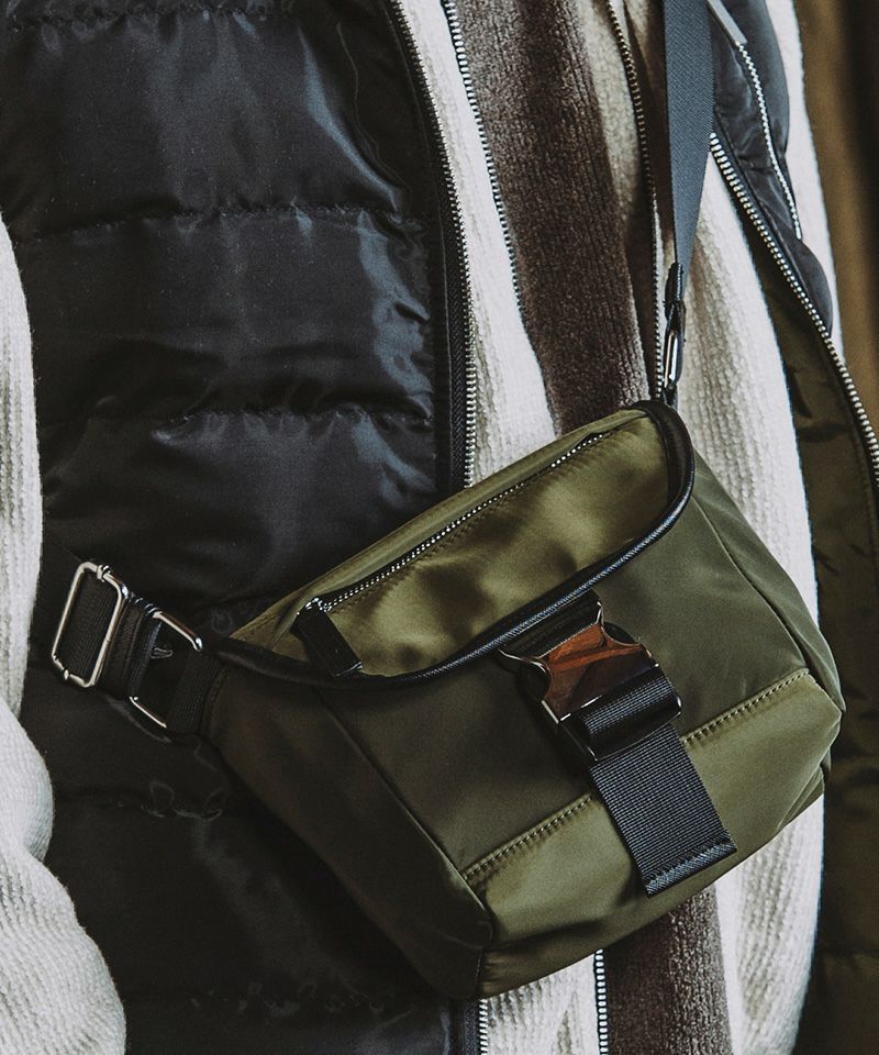 30%OFF【NO ID.(ノーアイディー)】ｶﾒﾗBAG バッグ(855039-894G