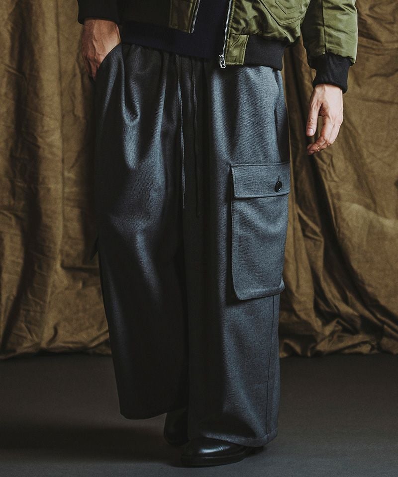 30%OFF【NO ID.(ノーアイディー)】ﾌﾗｯﾀﾘﾝｸﾞﾊﾞｷﾞｰﾄﾗｳｻﾞｰｽﾞ パンツ