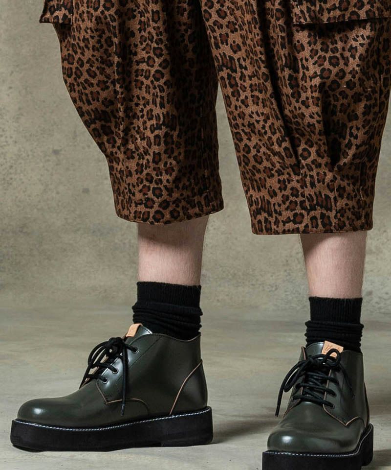 glamb(グラム)】Four Holes Chukka Boots フォーホールチャッカブーツ