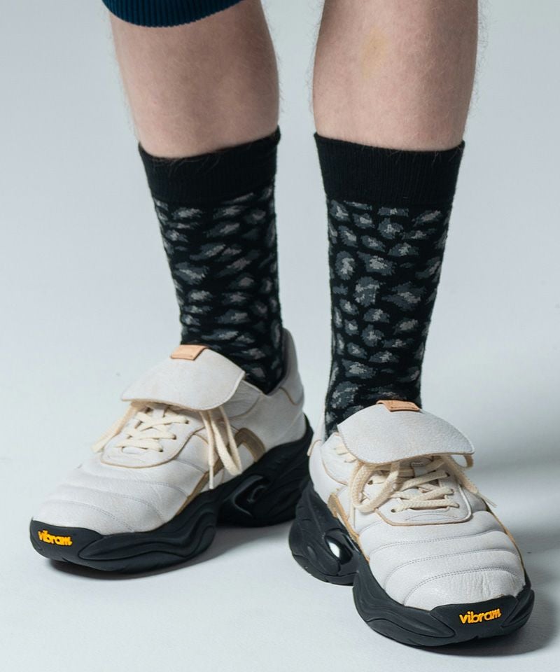 glamb(グラム)】Crack Leather Sneakers クラックレザースニーカー