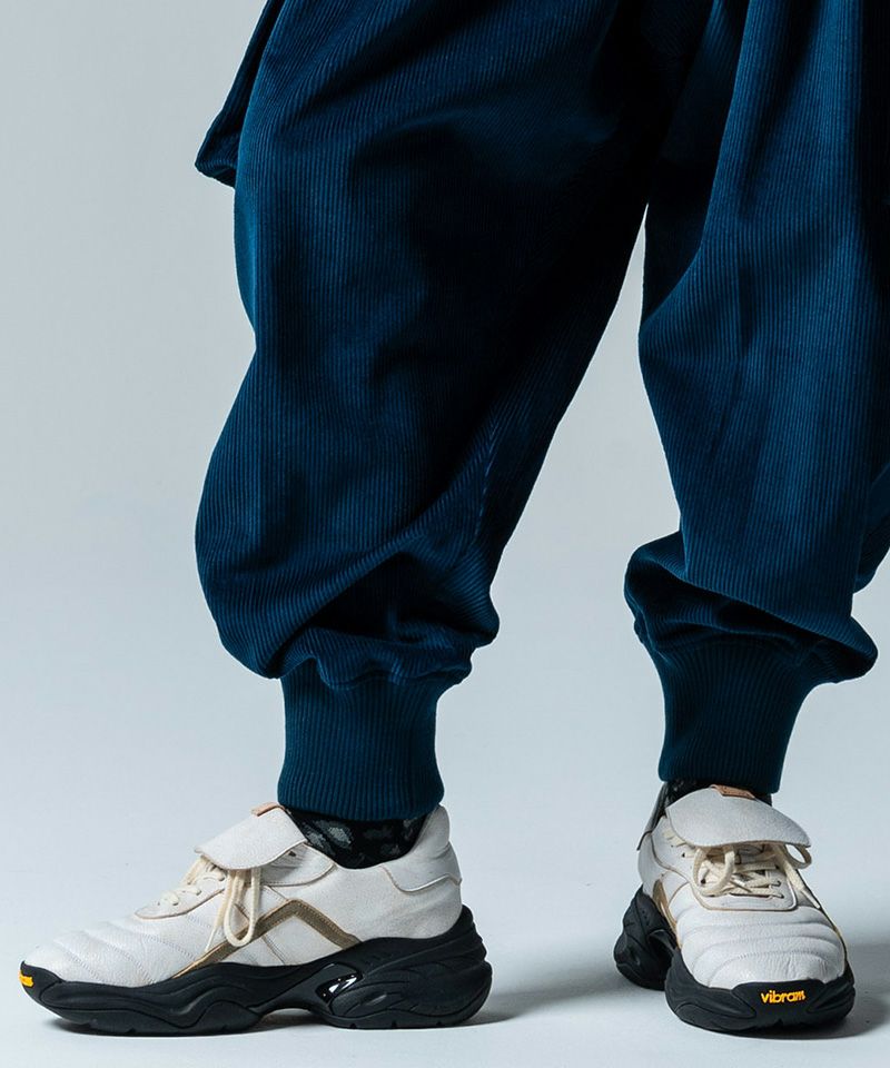 glamb(グラム)】Crack Leather Sneakers クラックレザースニーカー