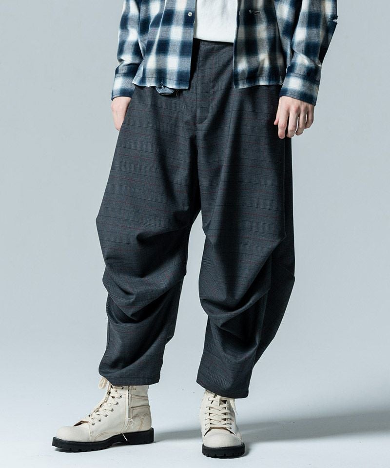 glamb(グラム)】Irregular Tuck Wide Slacks ファイブタックワイド