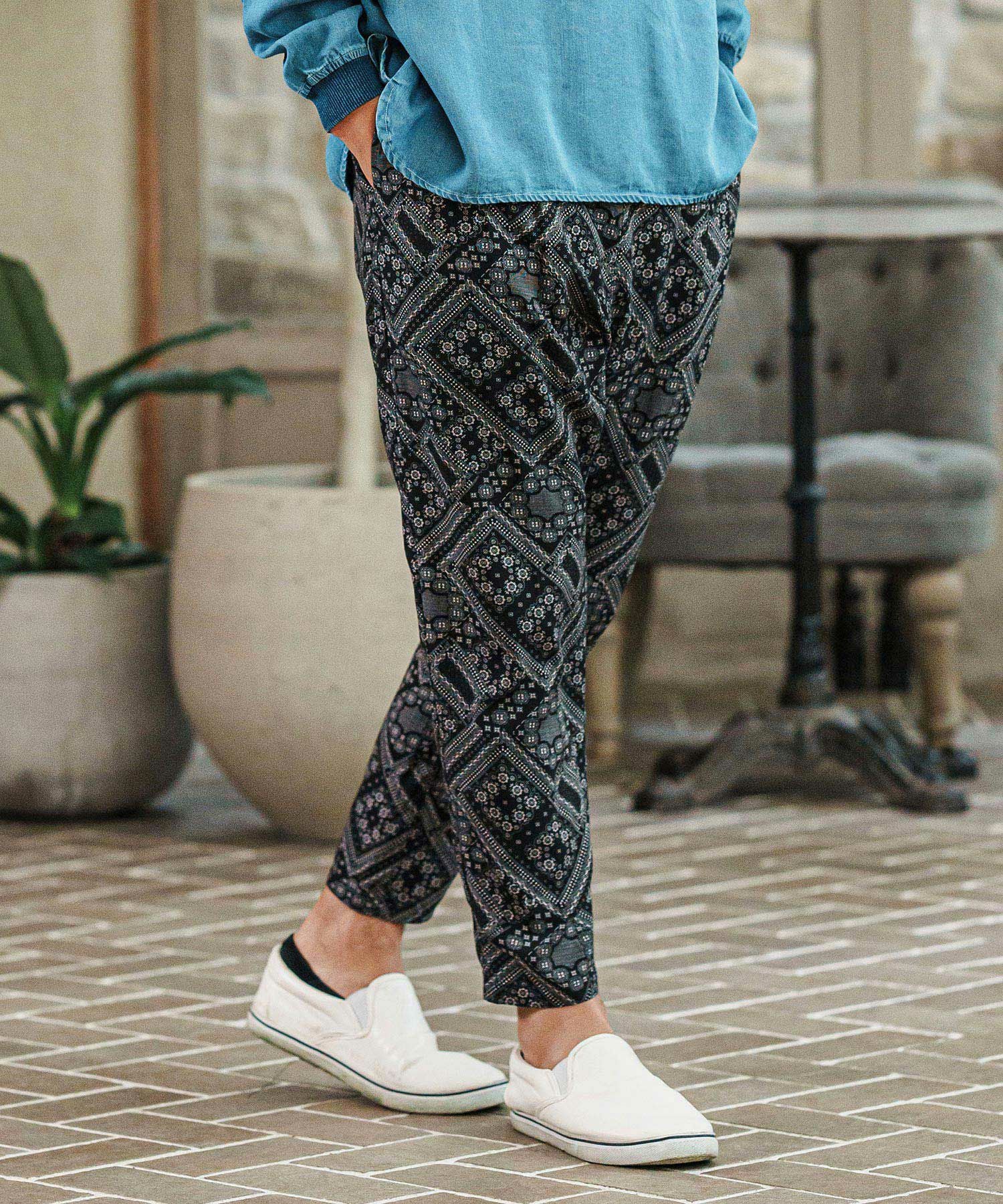 indigo sea2025☆バンブーリラックスパンツ☆グレーブラウン 30%OFF【CAMBIO(カンビオ)】Bandana Pattern Relax Tapered Easy Pants
