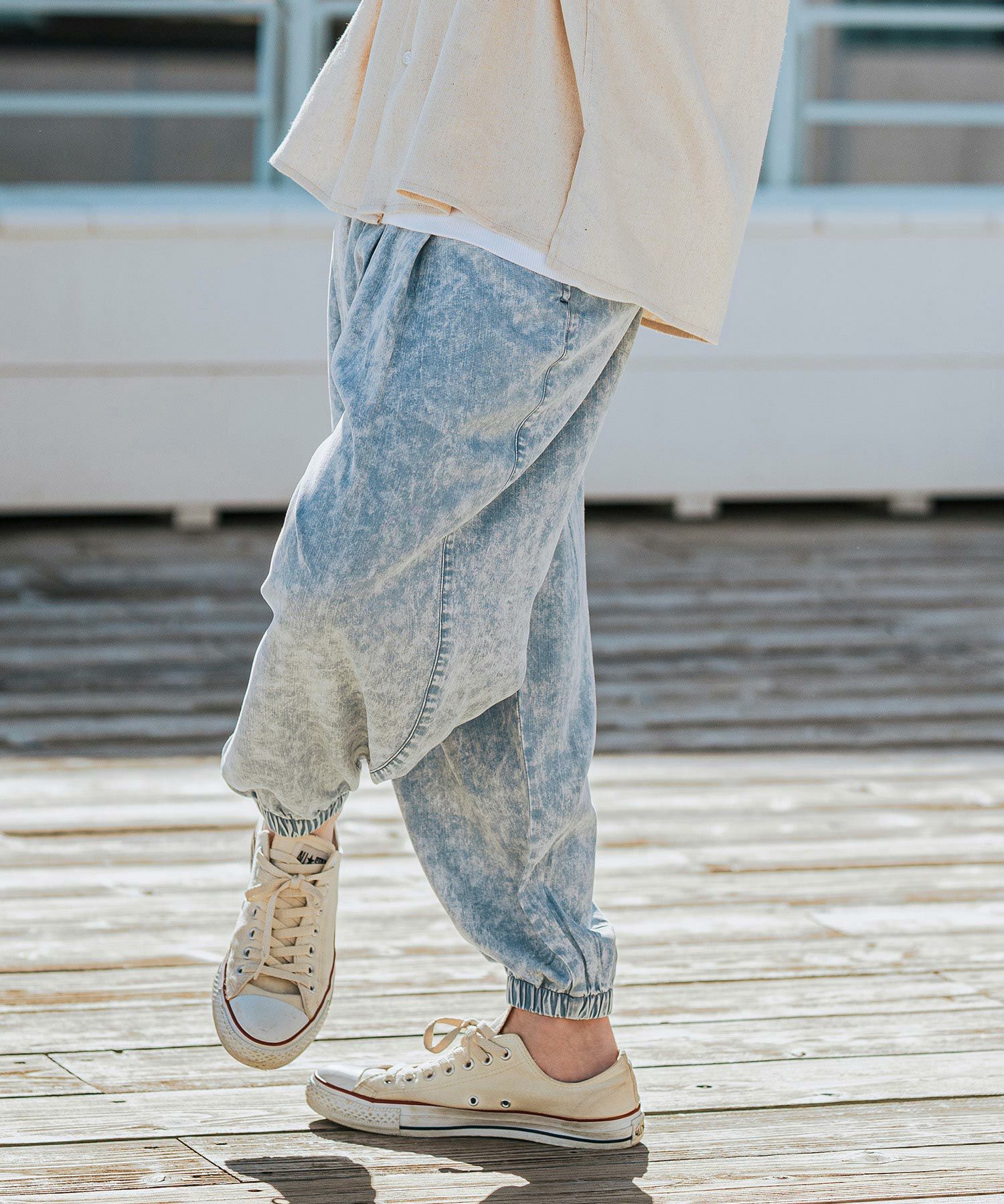 30%OFF【CAMBIO(カンビオ)】Chemical Wash Silky Denim Balloon Pants