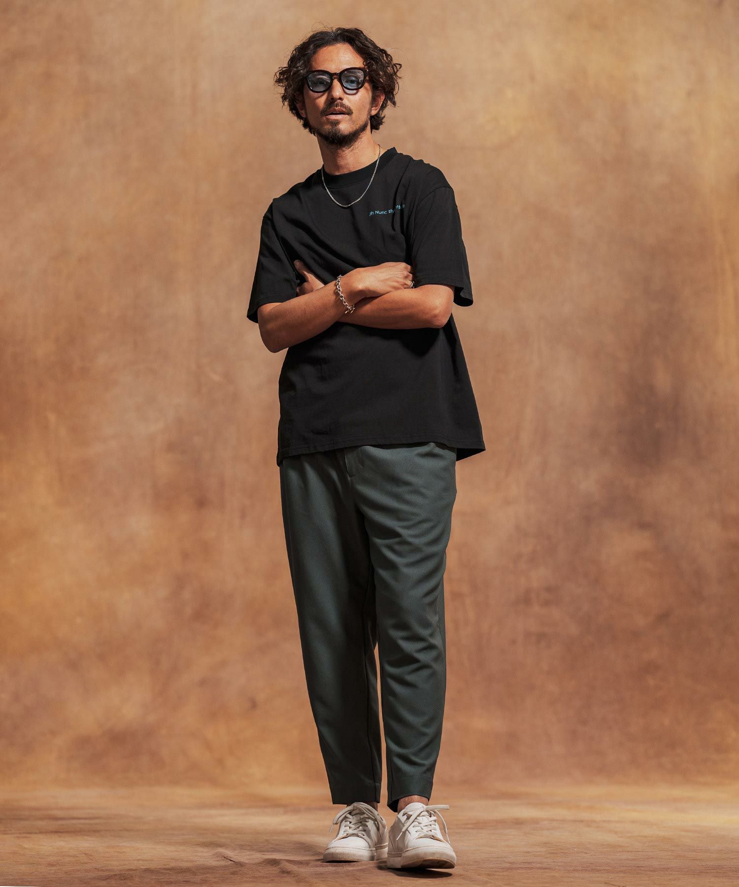 30%OFF【Jih Nunc(ジーヌンク)】ストレッチタックテーパードパンツ(JIH