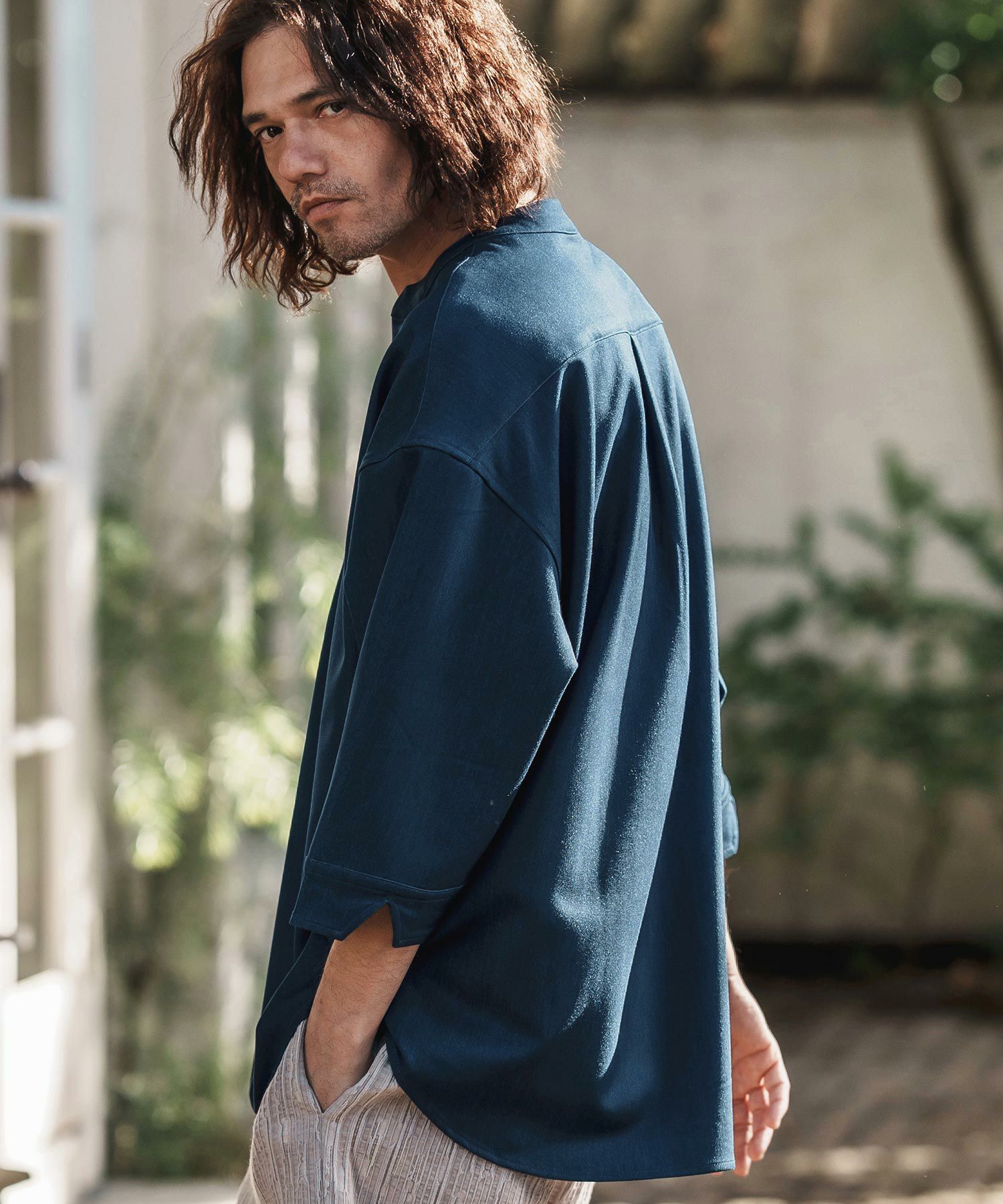 CAMBIO(カンビオ)】Denim Like Drape Henley Neck Concho Button 3-4