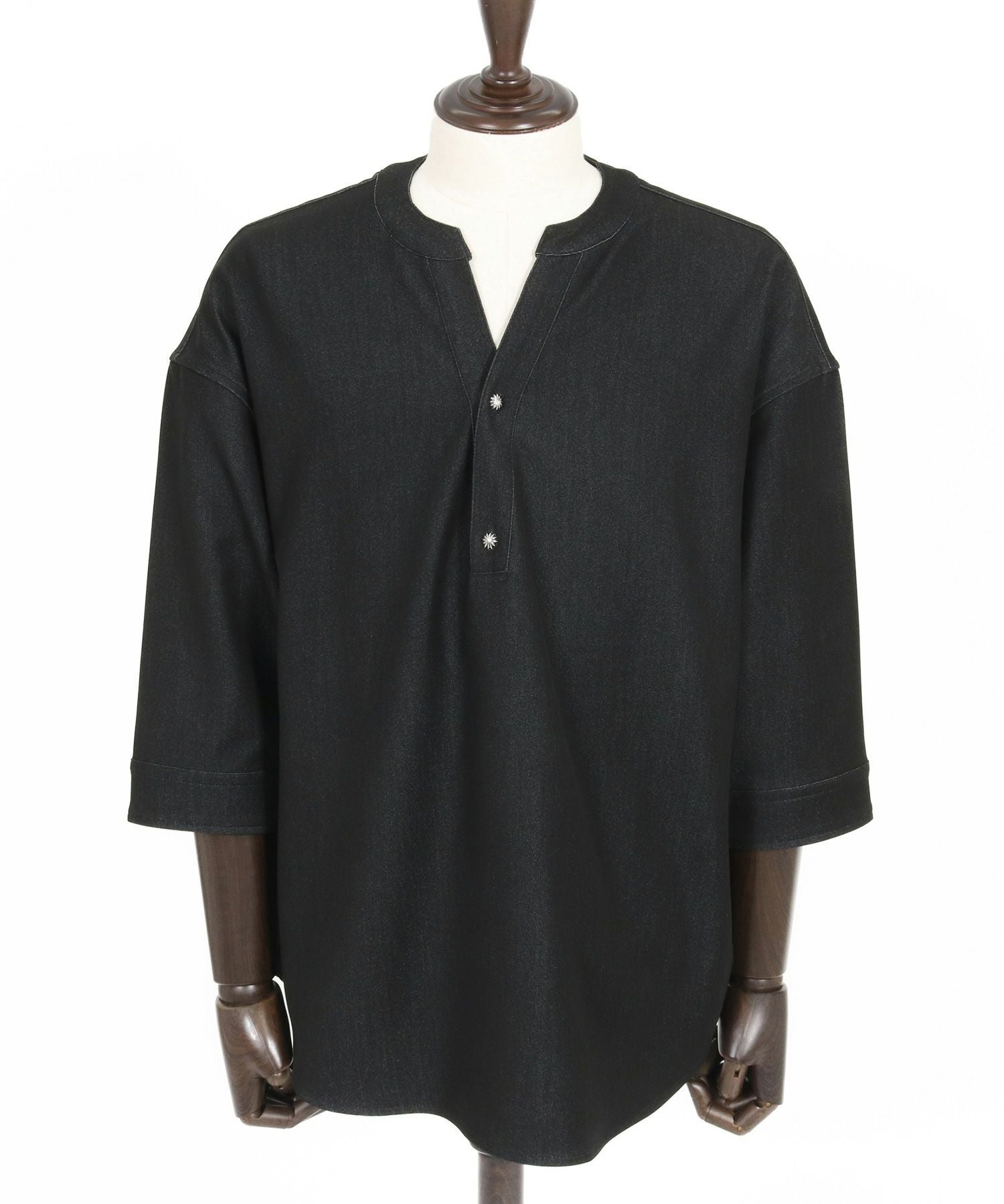 CAMBIO(カンビオ)】Denim Like Drape Henley Neck Concho Button 3-4