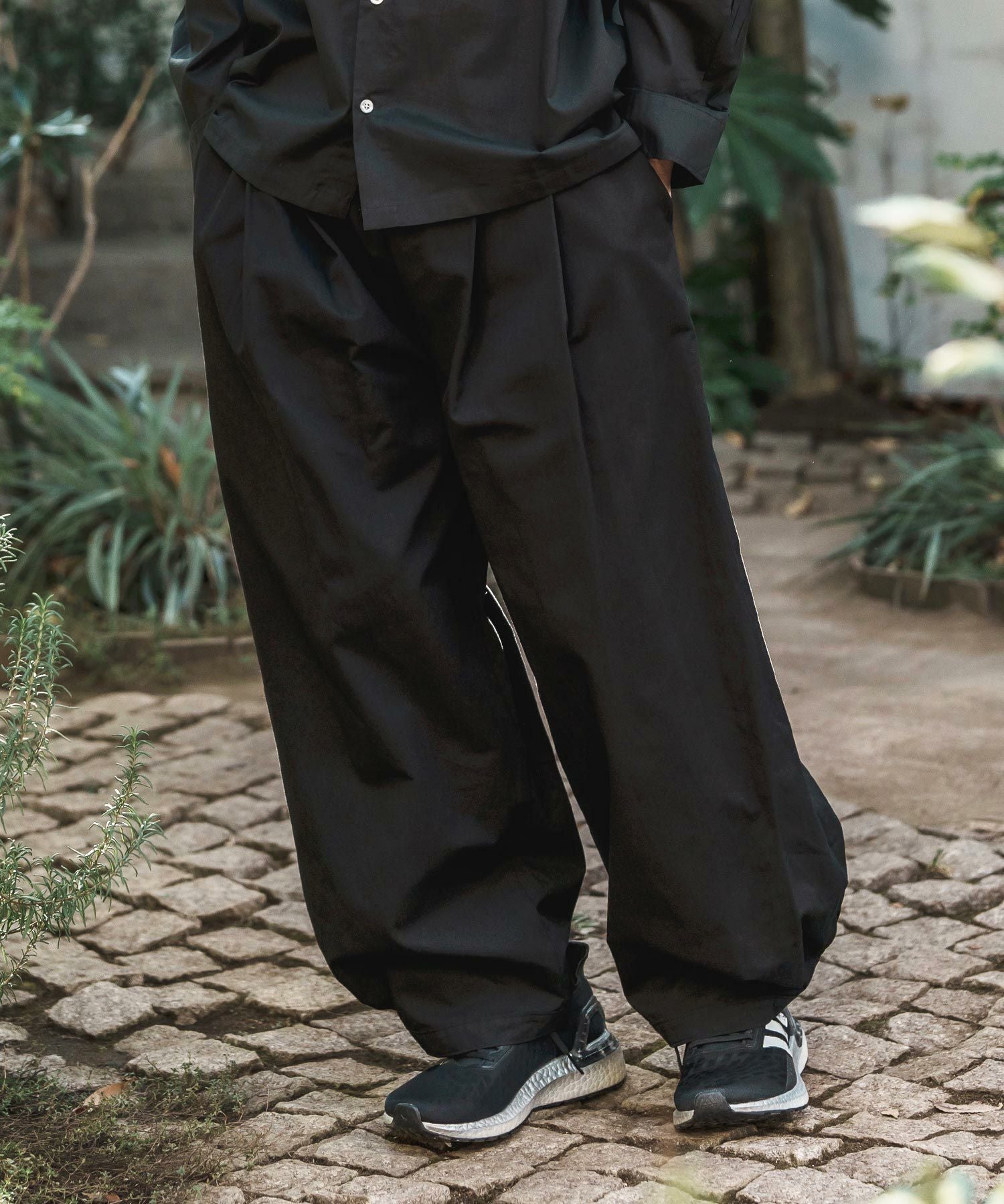 30%OFF【CAMBIO(カンビオ)】Hem Button Wide Tuck Balloon Pants