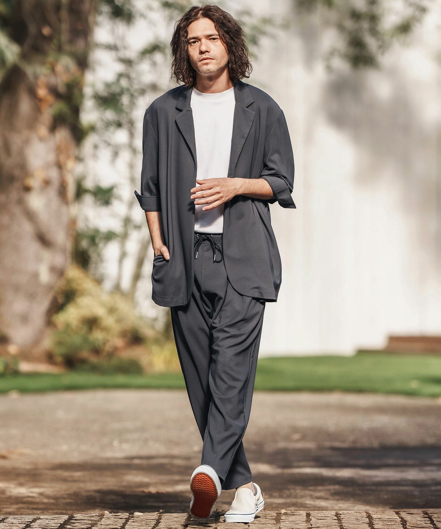 30%OFF【CAMBIO(カンビオ)】Ripple Cut sew Relax Tapered Pants