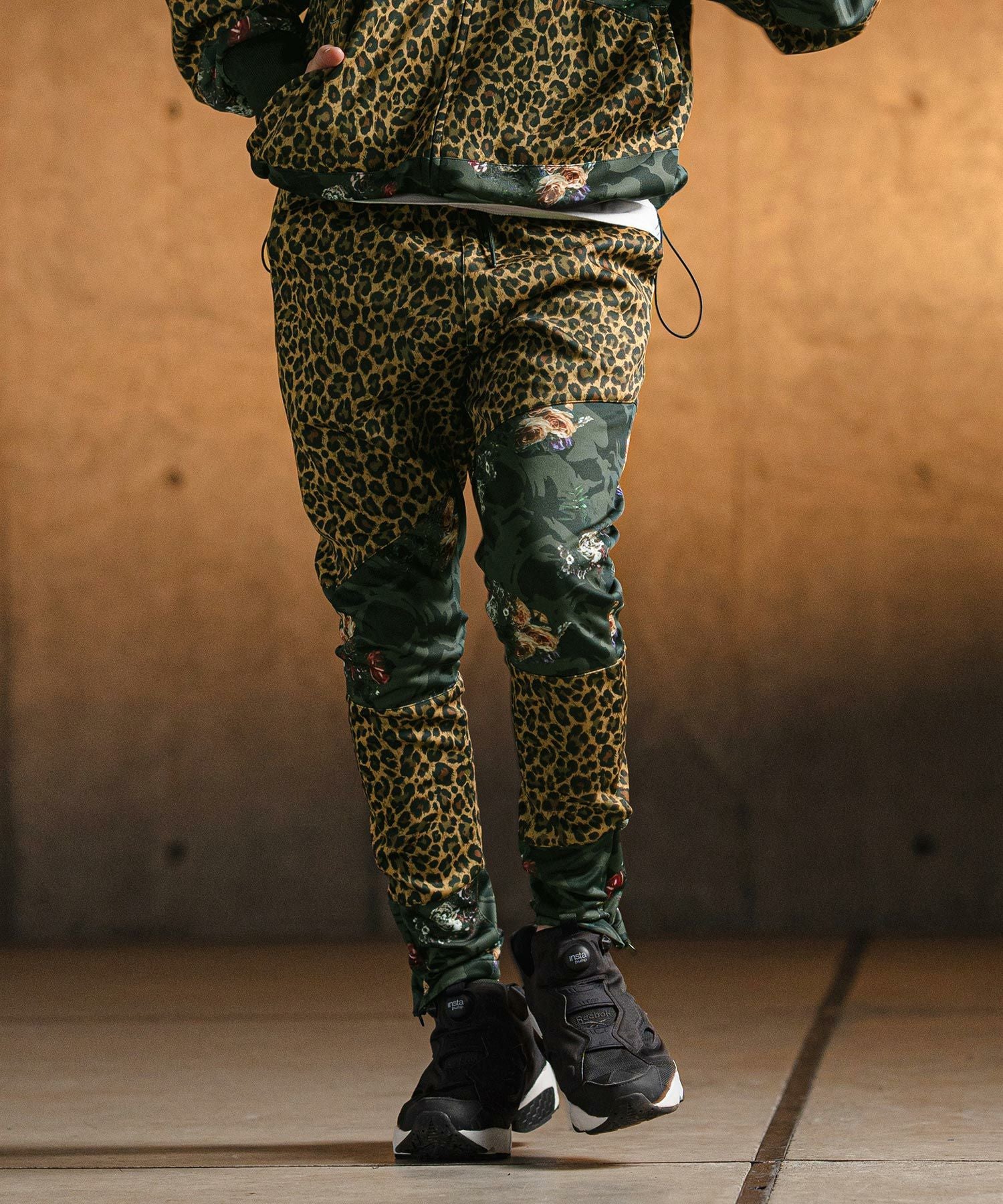 50%OFF【GLIMCLAP(グリムクラップ)】Tight fit track pants-Ver. color
