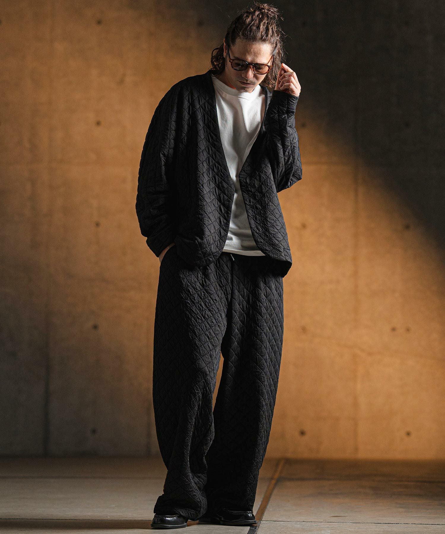 GLIMCLAP(グリムクラップ)】 Quilted fabric cut sew pants