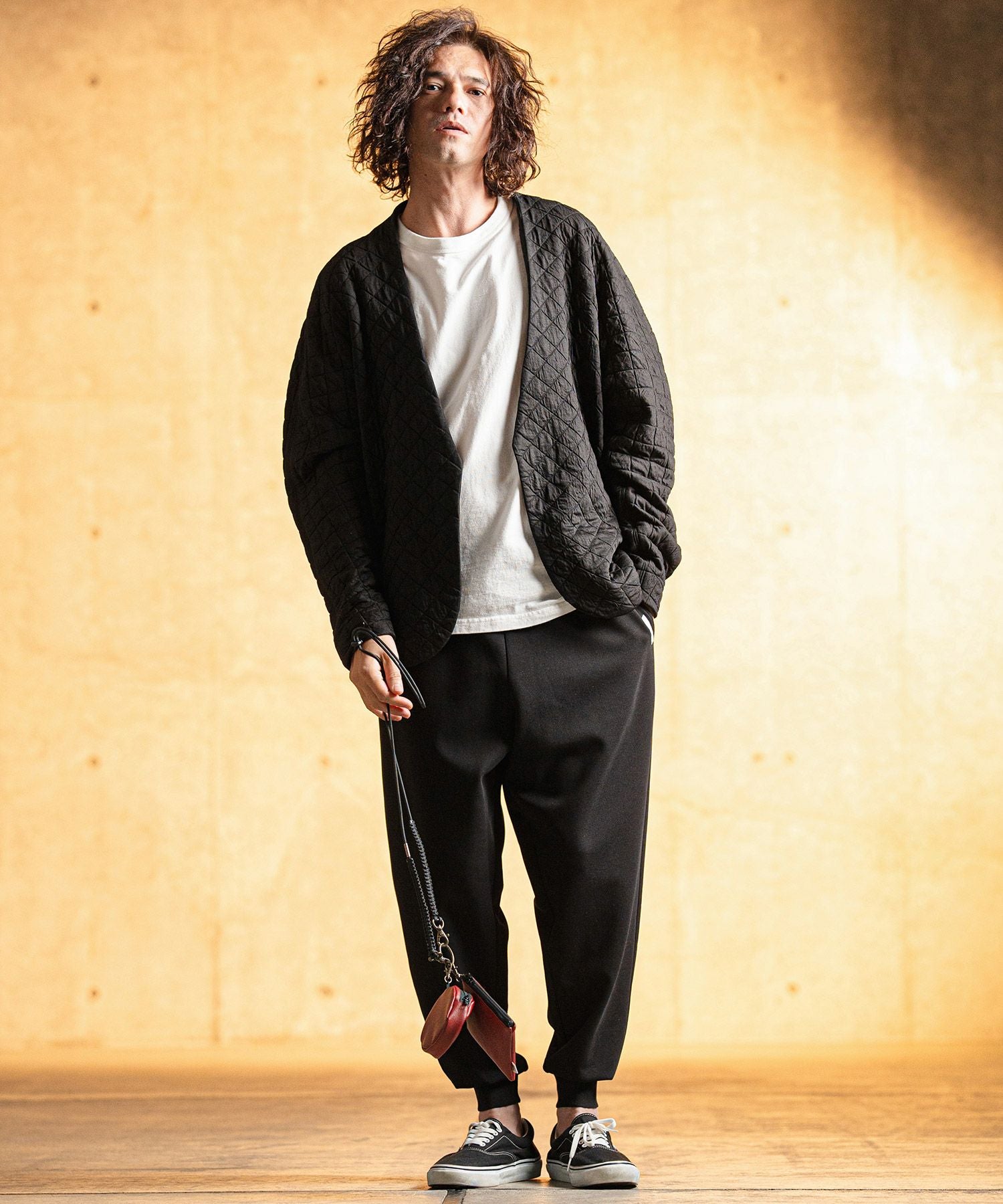 GLIMCLAP(グリムクラップ)】 Quilted fabric collarless jacket