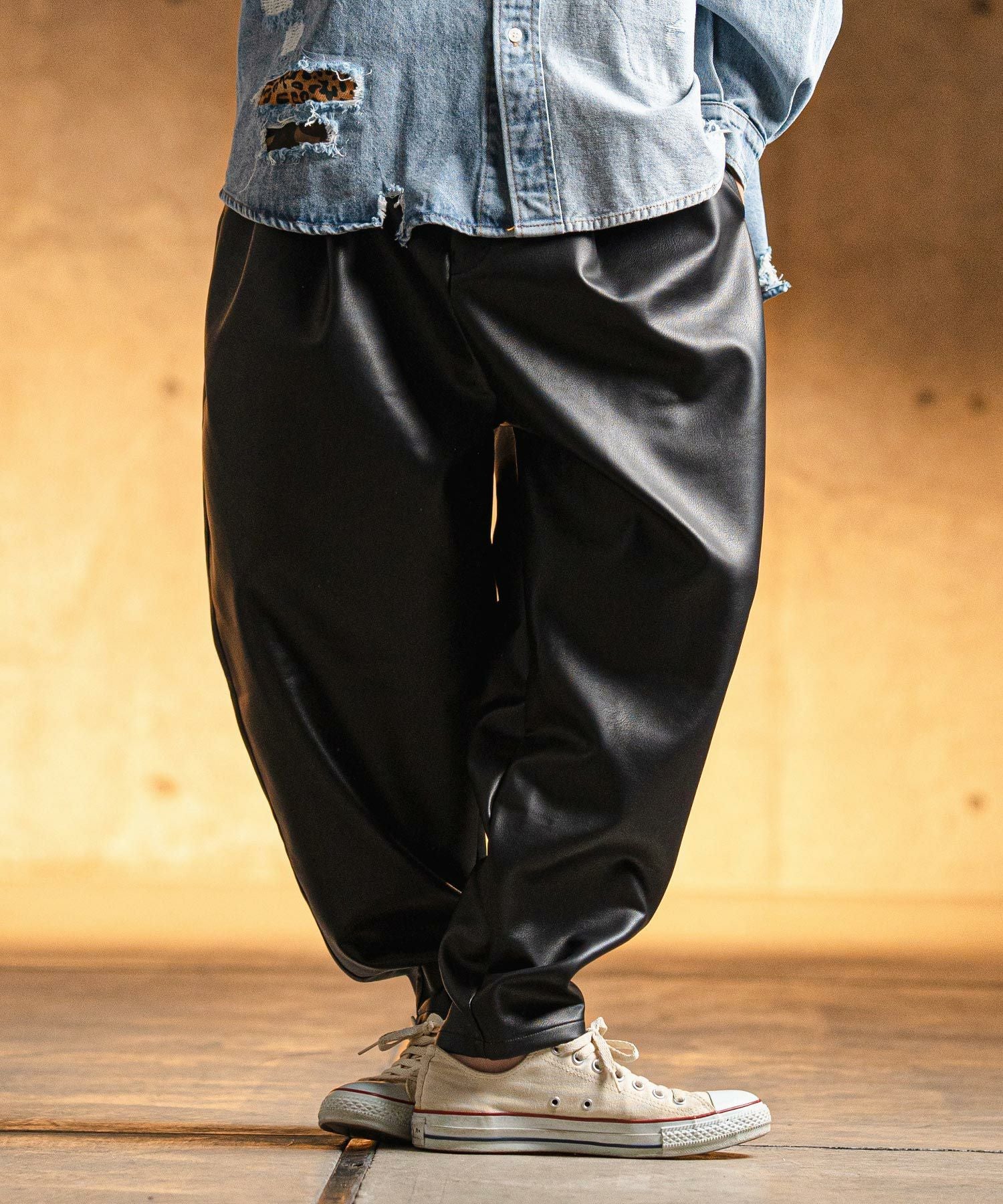 値下げ GLIMCLAP balloon pants バルーンパンツ S GLIMCLAP(グリムクラップ)】Color scheme design & balloon silhouette