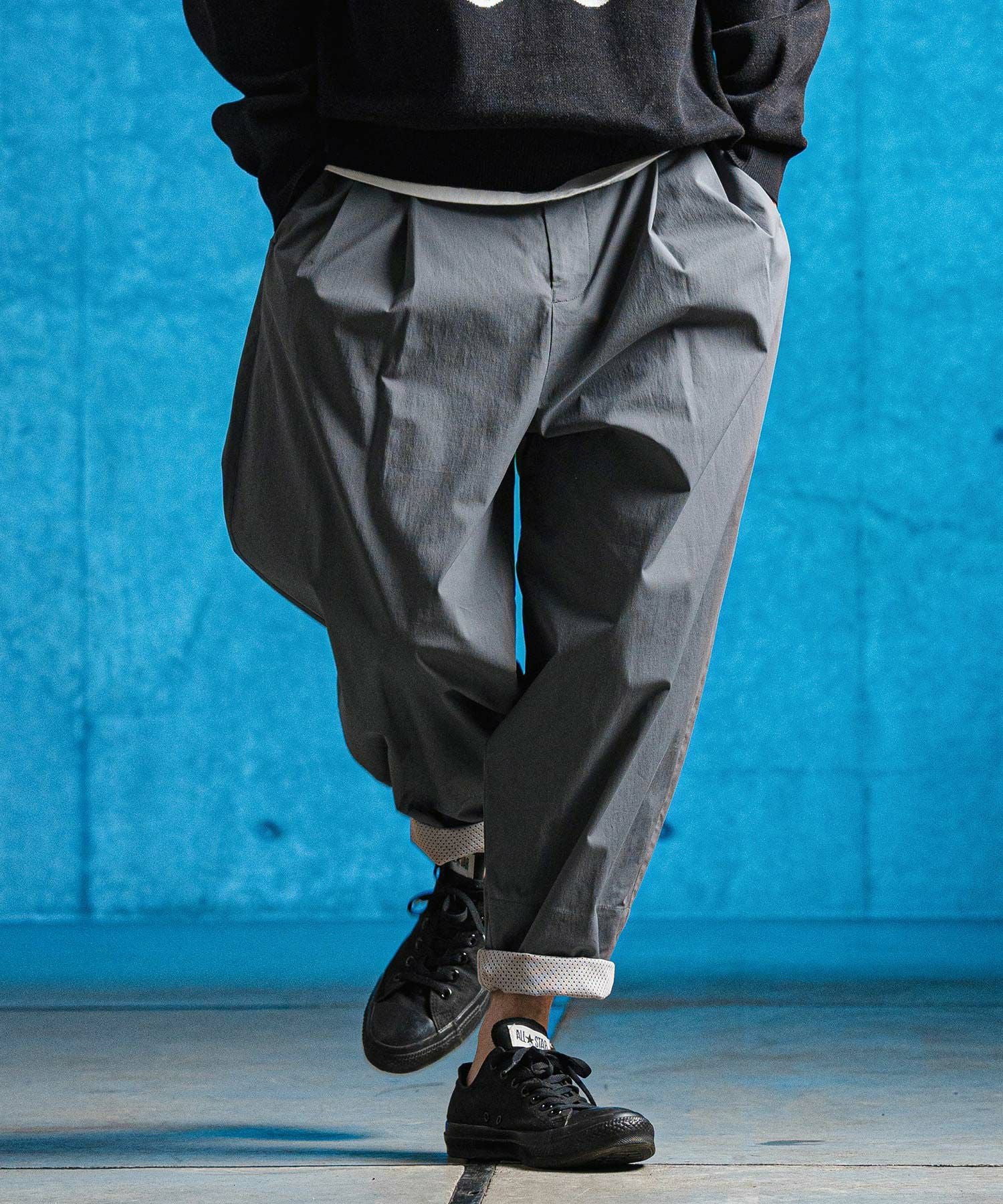 GLIMCLAP(グリムクラップ)】C-N-PU fabric balloon silhouette pants