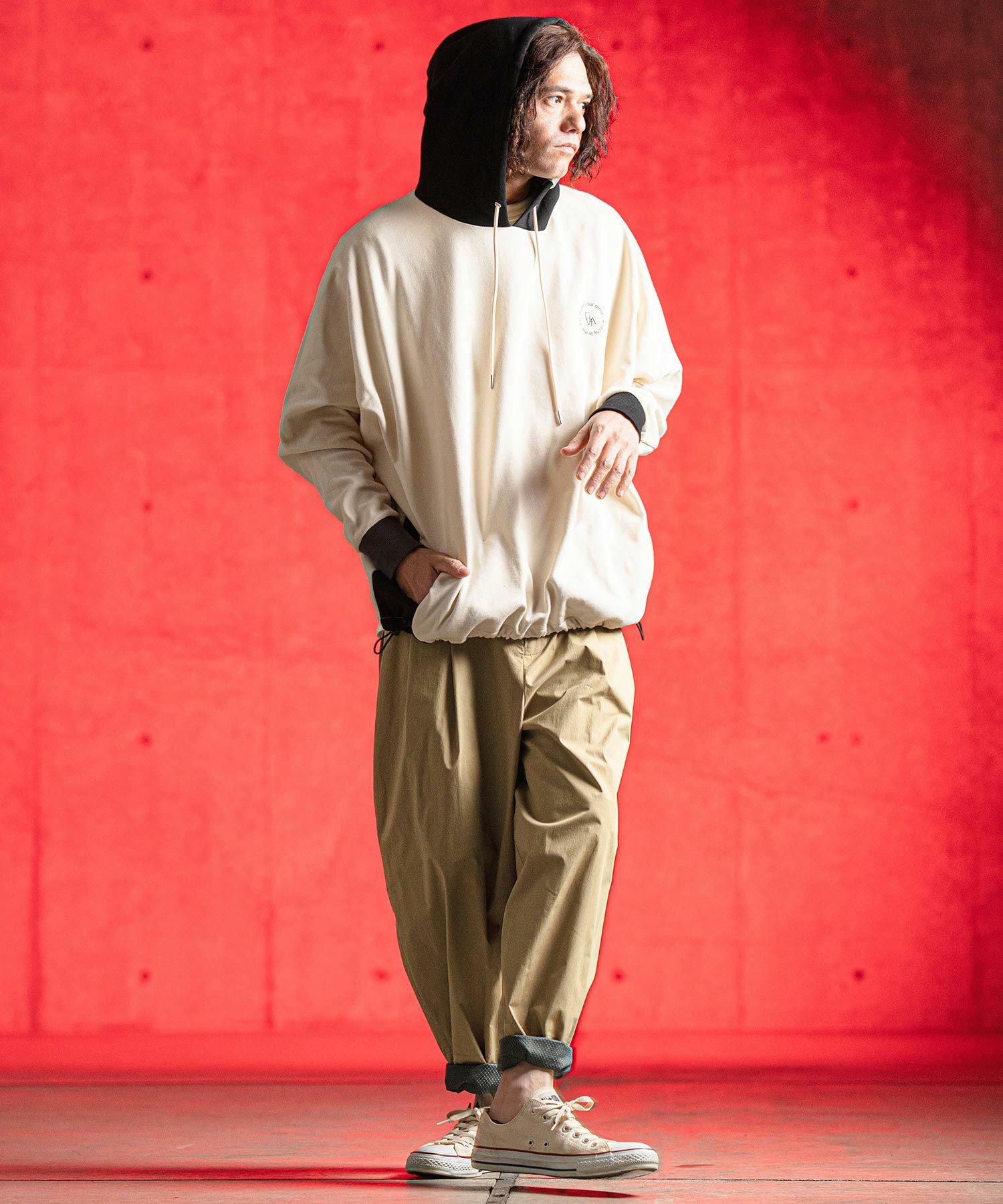 GLIMCLAP(グリムクラップ)】C-N-PU fabric balloon silhouette pants