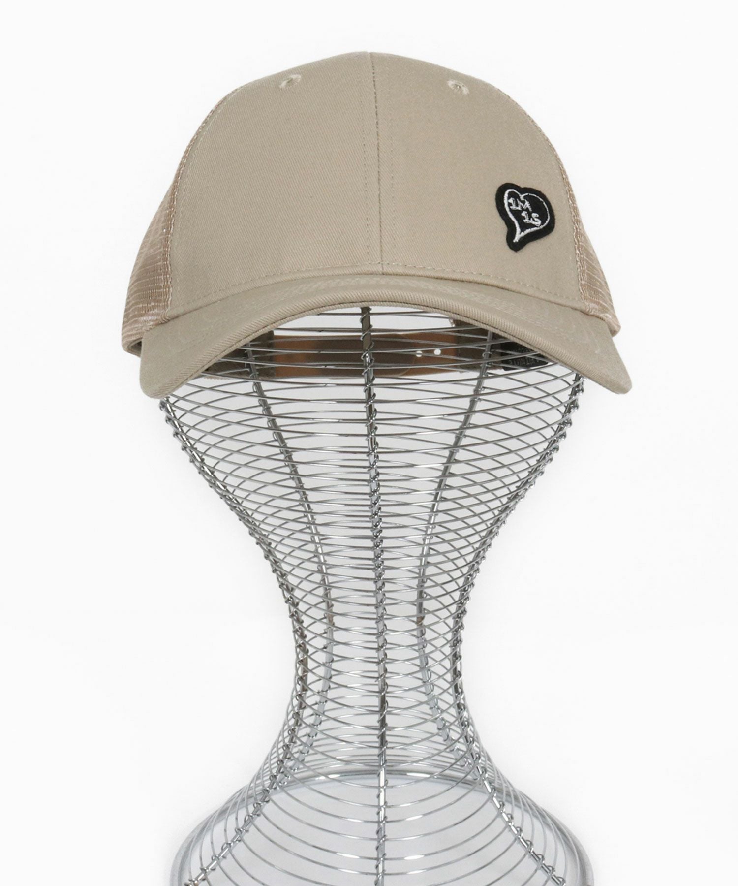 1minute 1second(ワンミニットワンセカンド)】 heart patch mesh cap