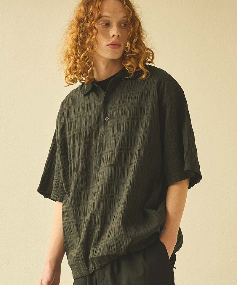 ドルチェアンドガッバーナ　 Bird&Bamboo(鳥と竹)プリント ポロシャツ ドルチェ＆ガッバーナ」のポロシャツがキチンと見えて色っぽい理由とは