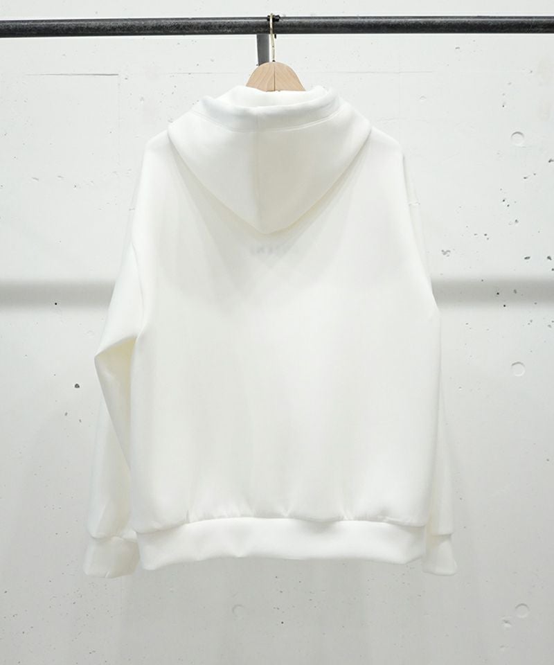 000000078925-11.jpg?size=l&w= 
