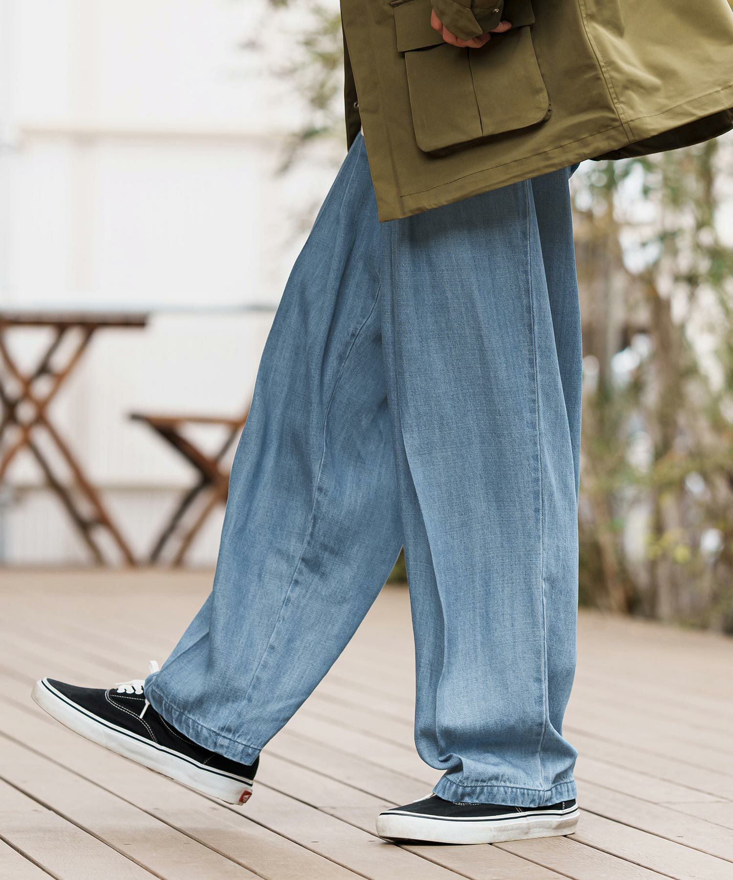 30%OFF【CAMBIO(カンビオ)】Silky Denim Two Tuck Wide Straight Pants