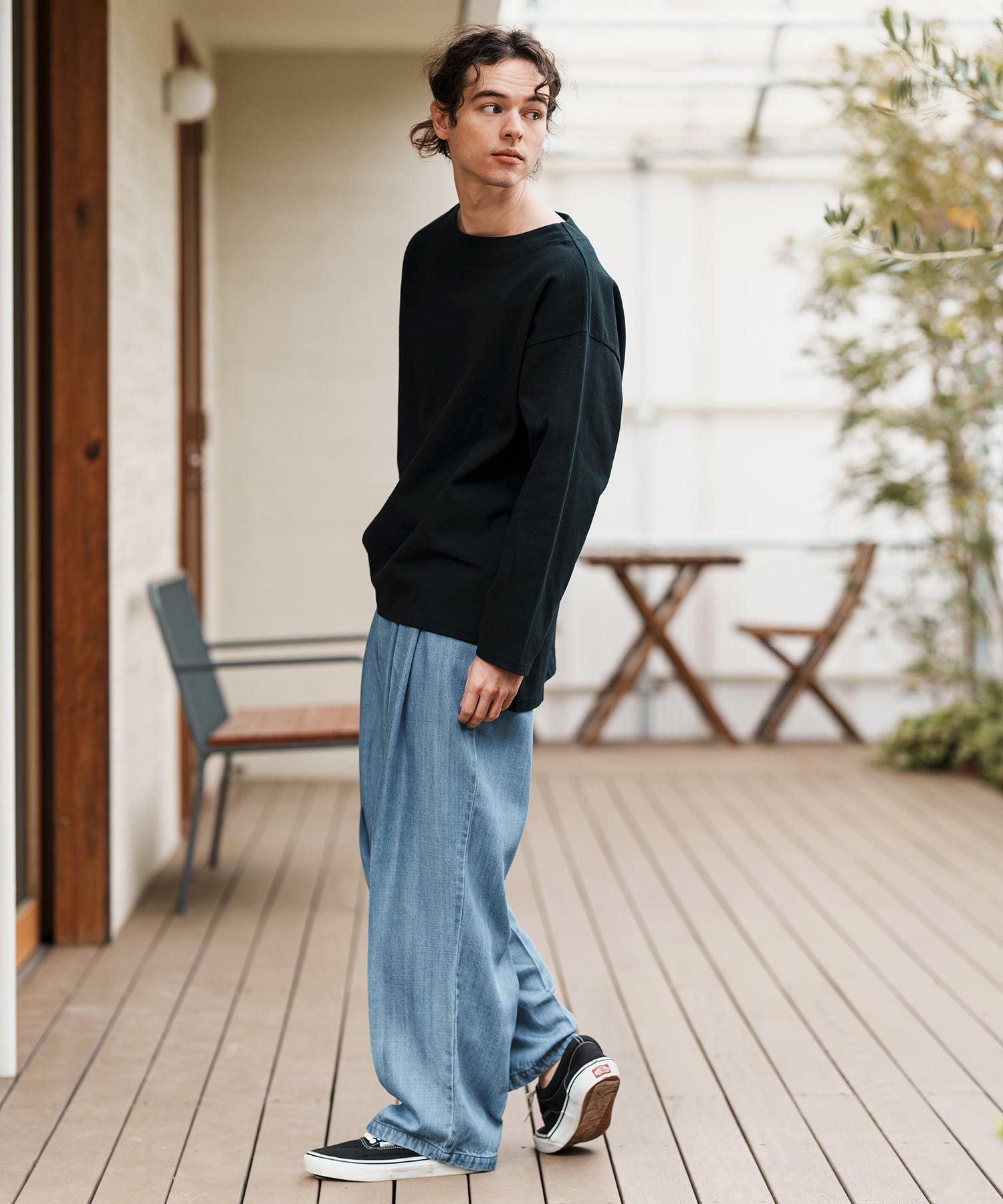 30%OFF【CAMBIO(カンビオ)】Silky Denim Two Tuck Wide Straight Pants