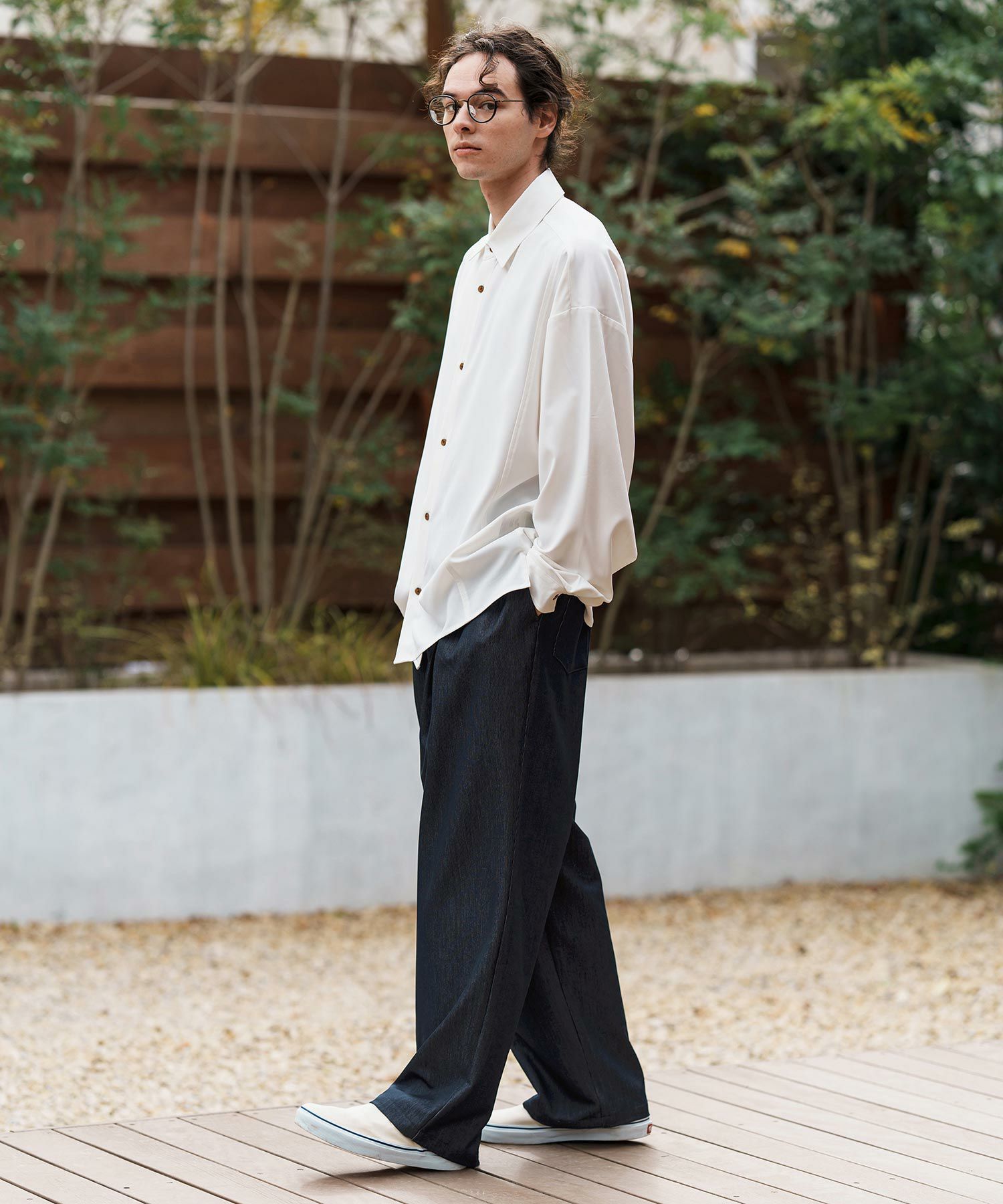 【正規品】minus two ジーンズ W32 L30 CAMBIO(カンビオ)】Ripstop Like Denim Two Tuck Wide Straight Pants