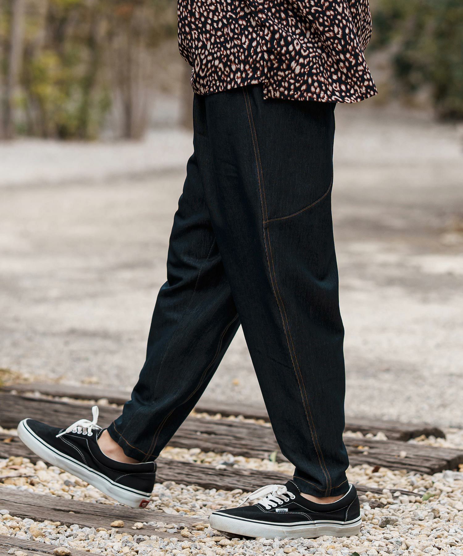 30%OFF【CAMBIO(カンビオ)】Damage Patch Stretch Denim Tapered Pants
