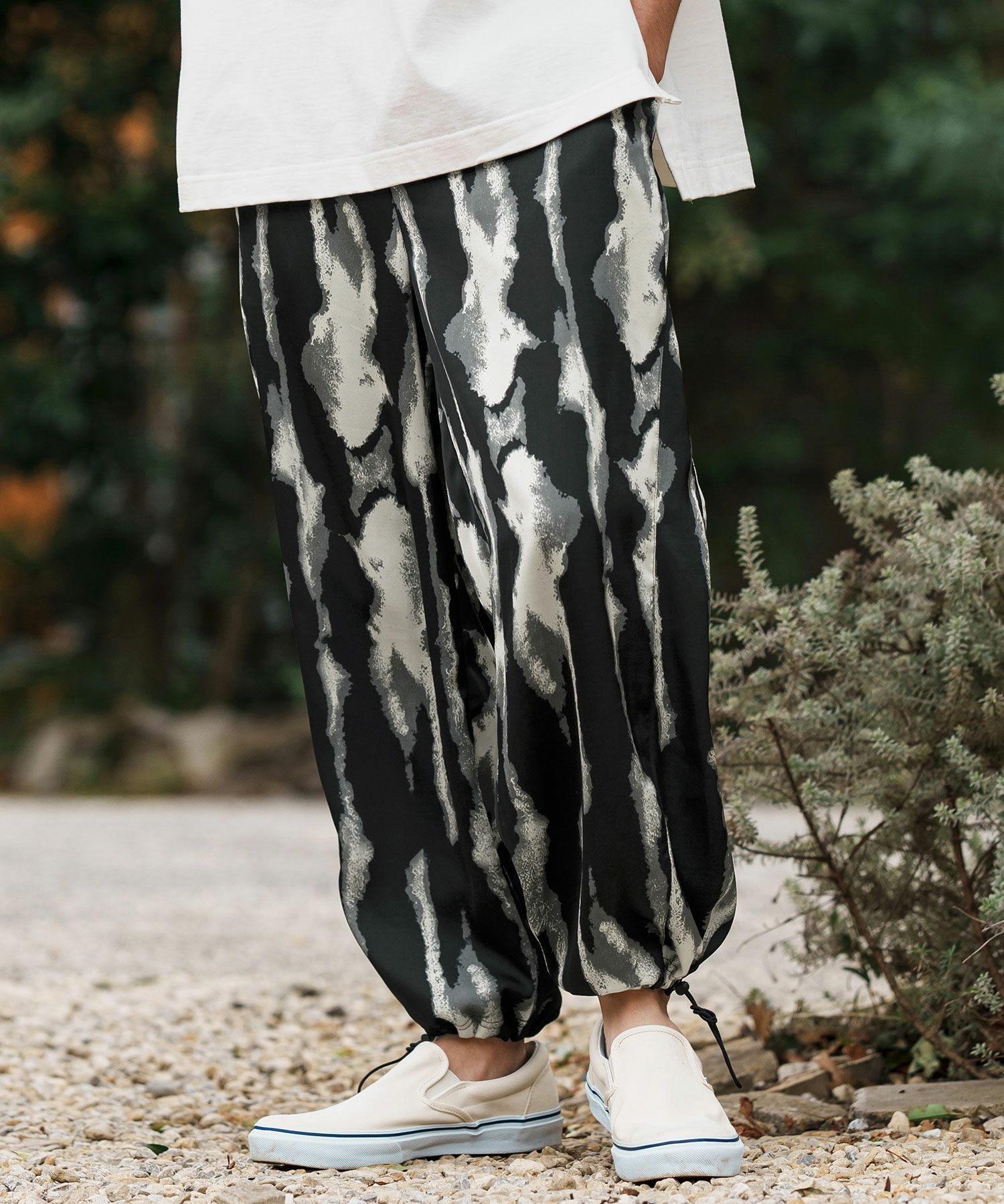 30%OFF【CAMBIO(カンビオ)】総柄パラシュートパンツ(CMB-R0153