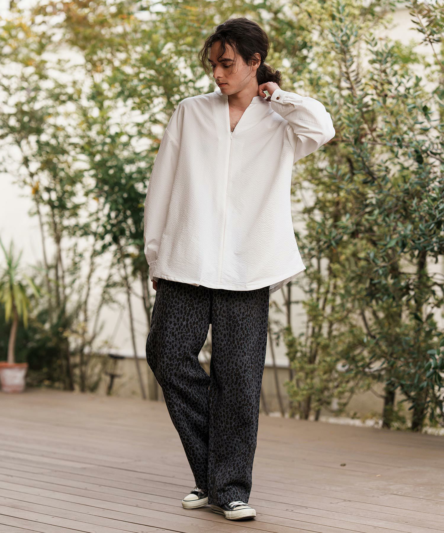 50%OFF【CAMBIO(カンビオ)】スキッパースタンドカラープルオーバー