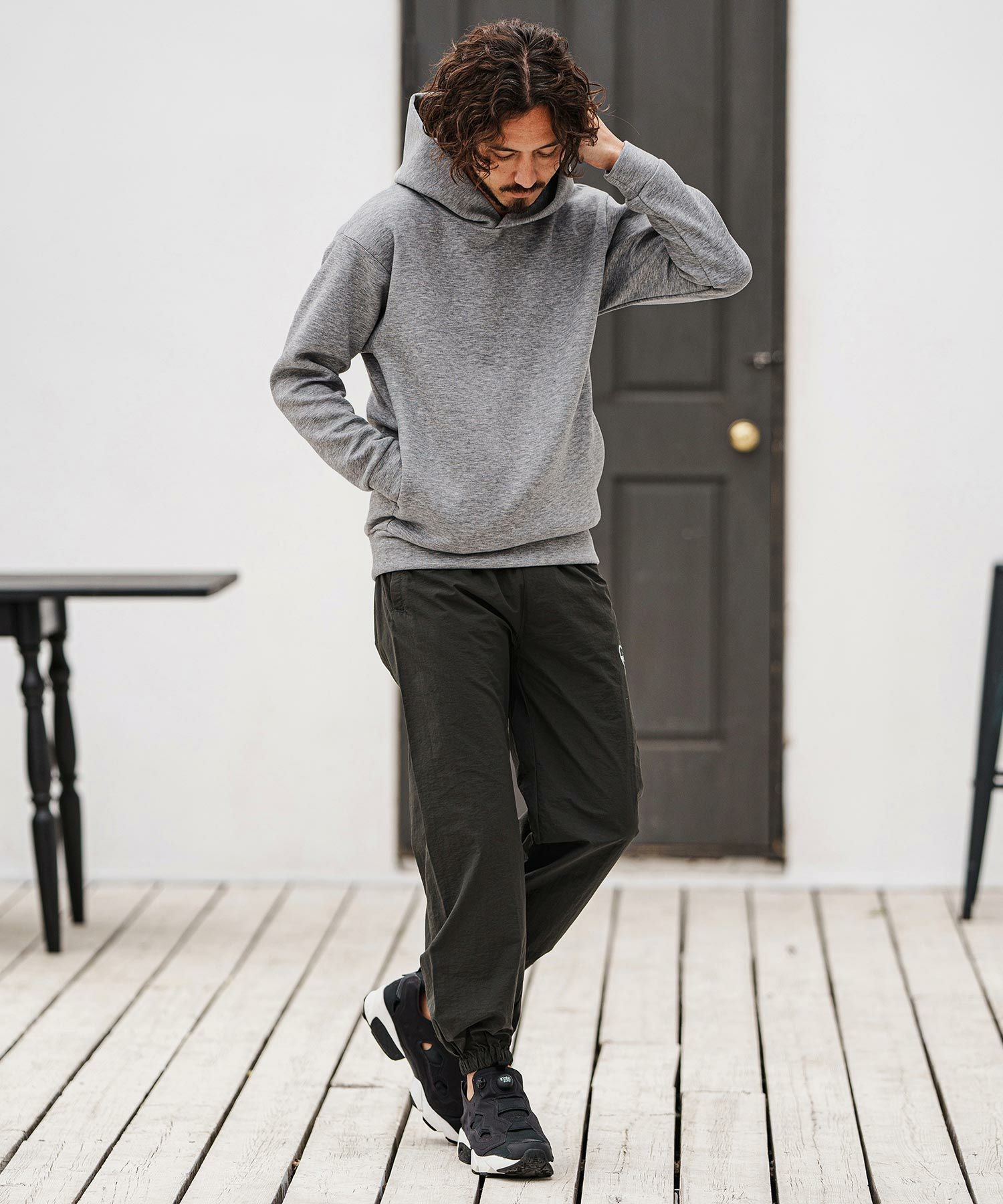 felkod(フィルコッド)】Embroidery Cardboard Knit Parka パーカー
