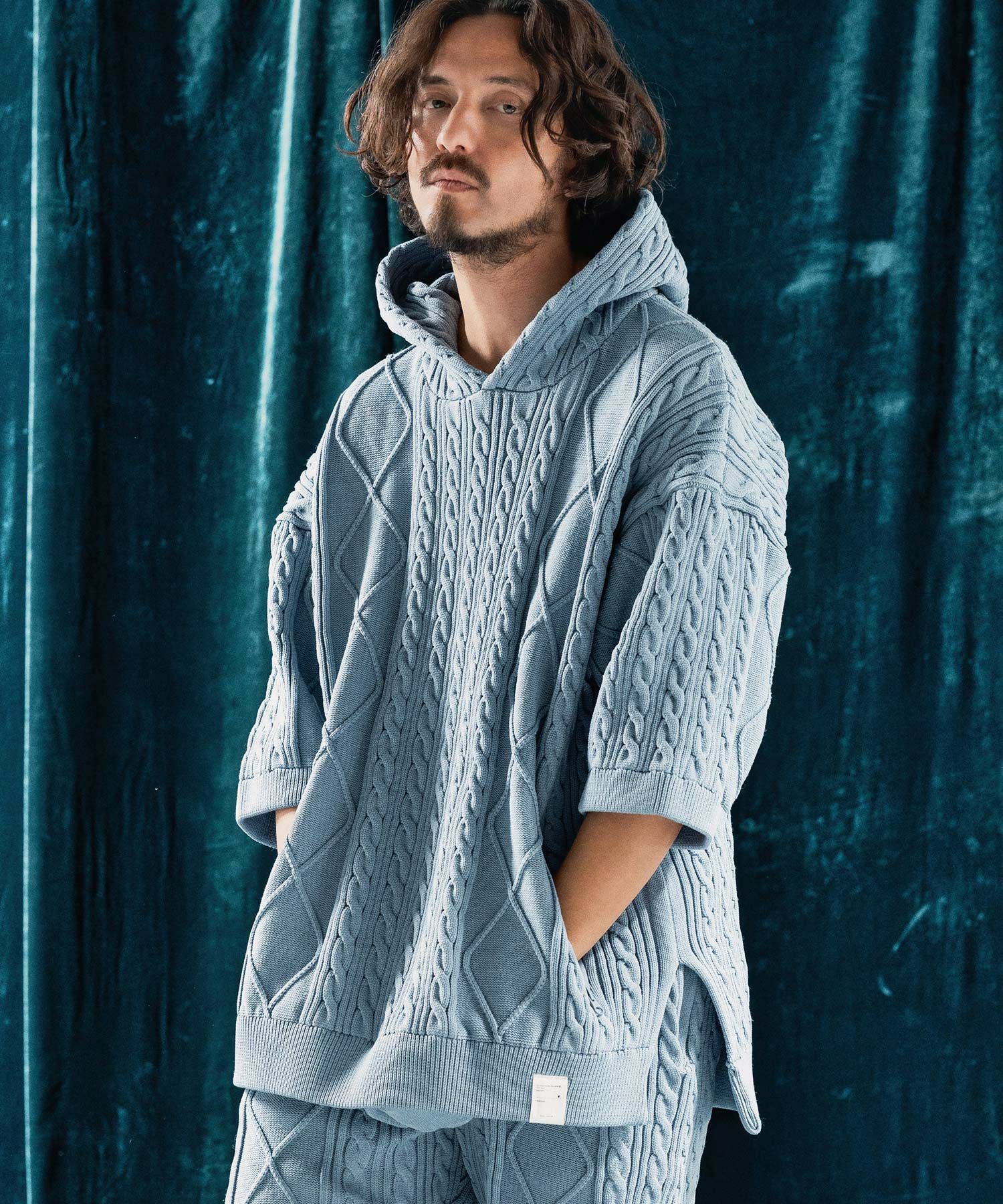 30%OFF【ANGENEHM(アンゲネーム)】Airy yarn cable stitch short