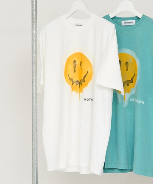 50%OFF【DISCOVERED(ディスカバード)】SMILE S-S TEE Tシャツ(DC-NPF25 
